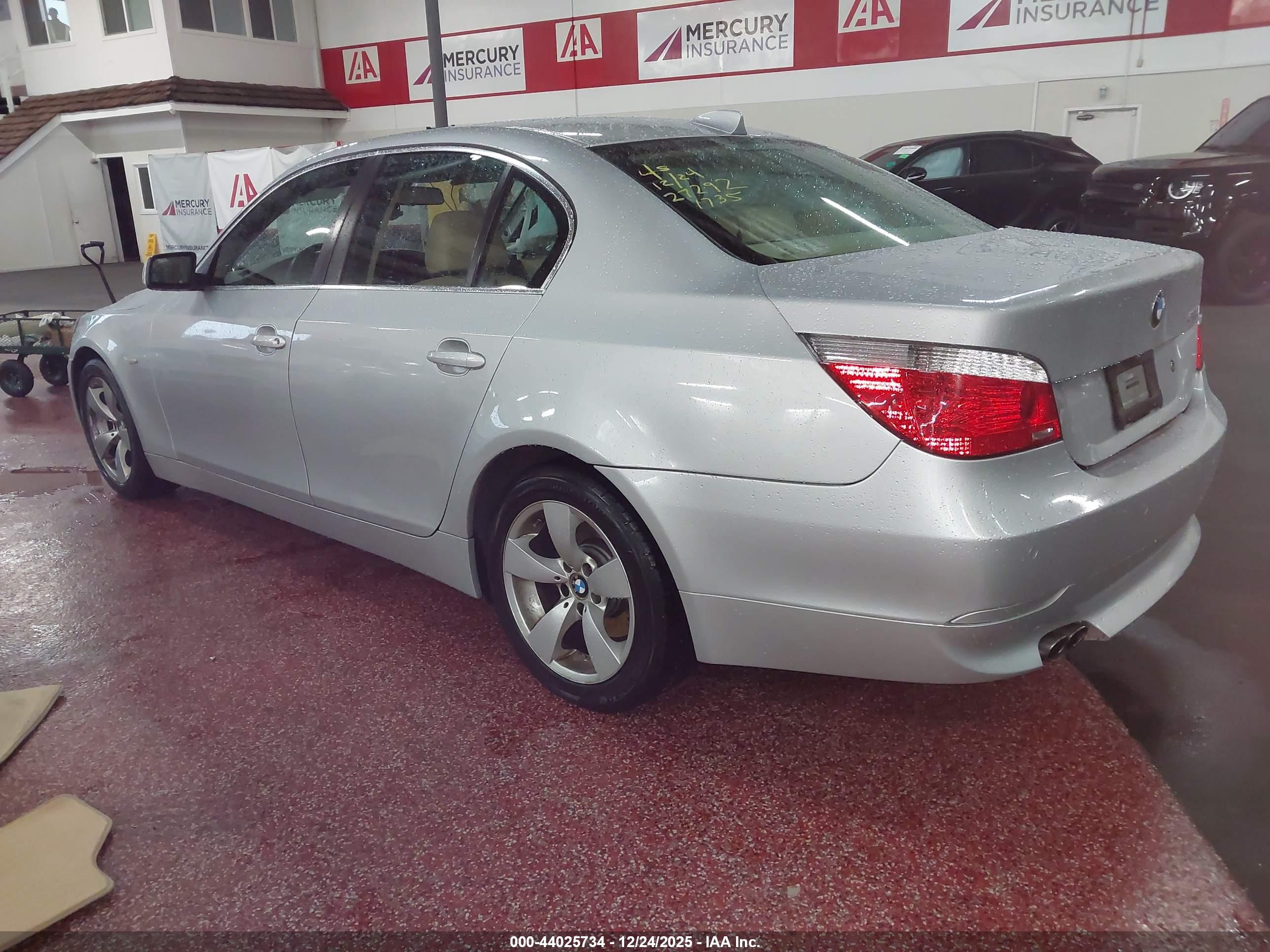 BMW 530I image 3