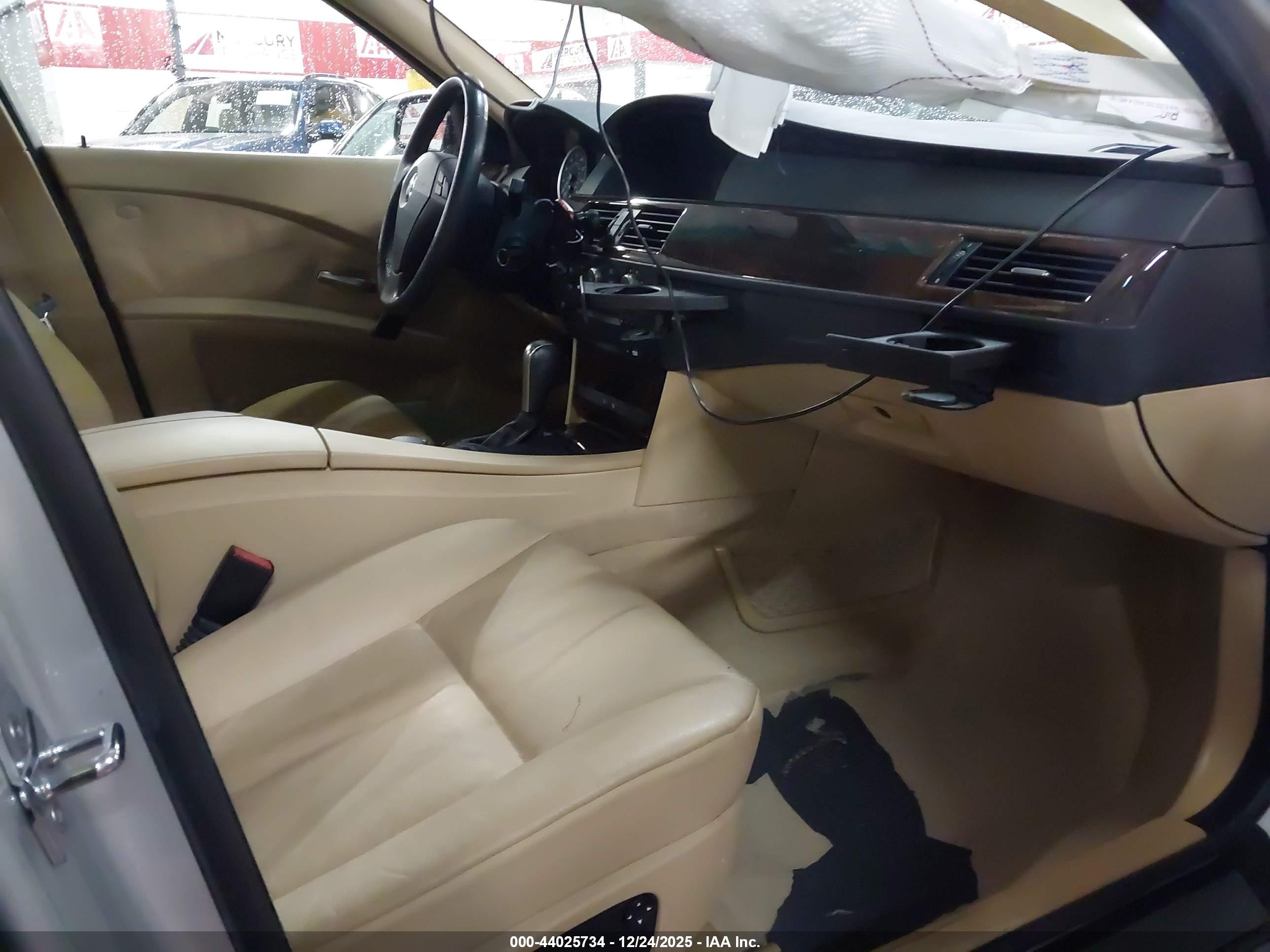 BMW 530I image 5