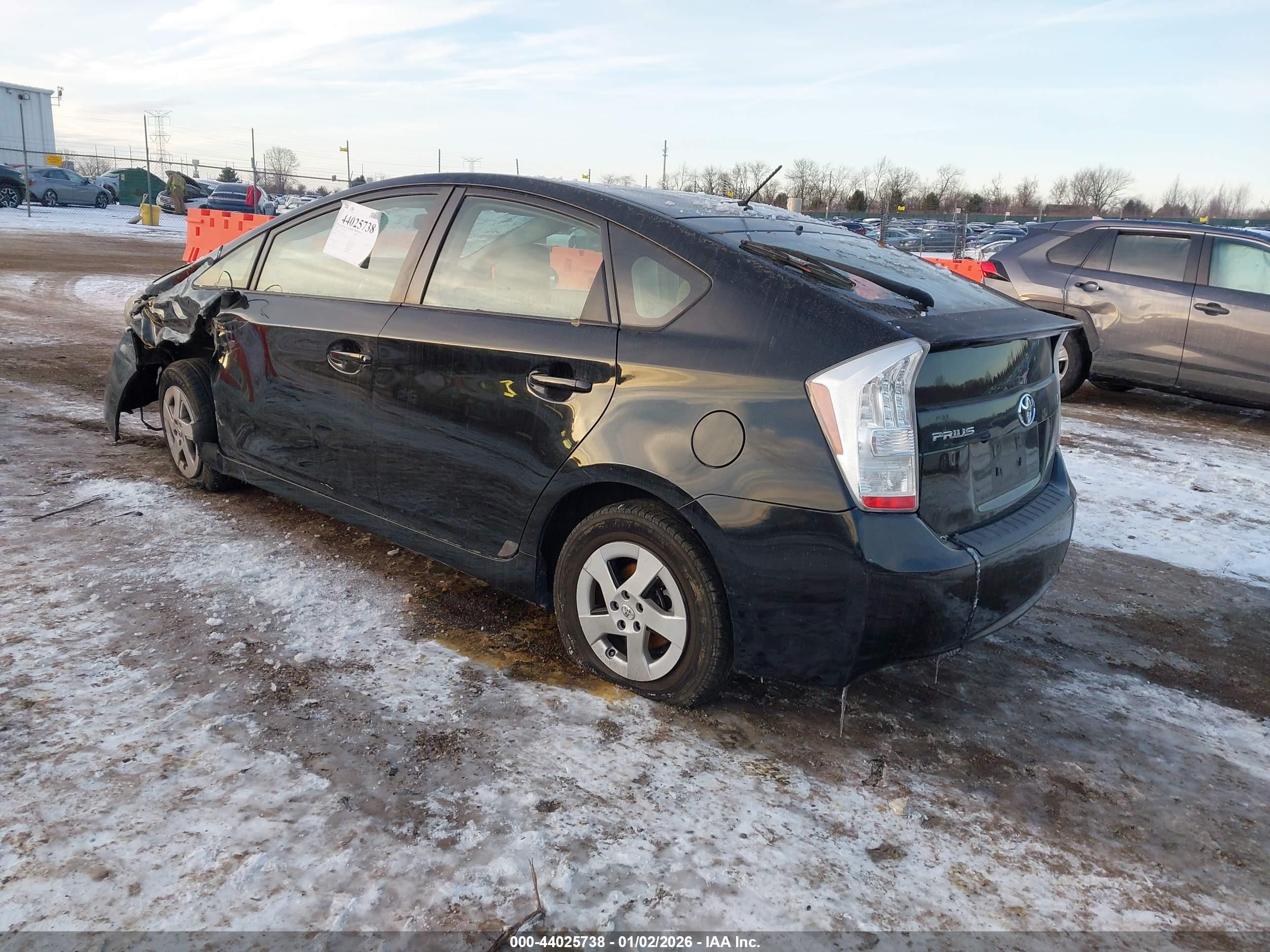 TOYOTA PRIUS image 3