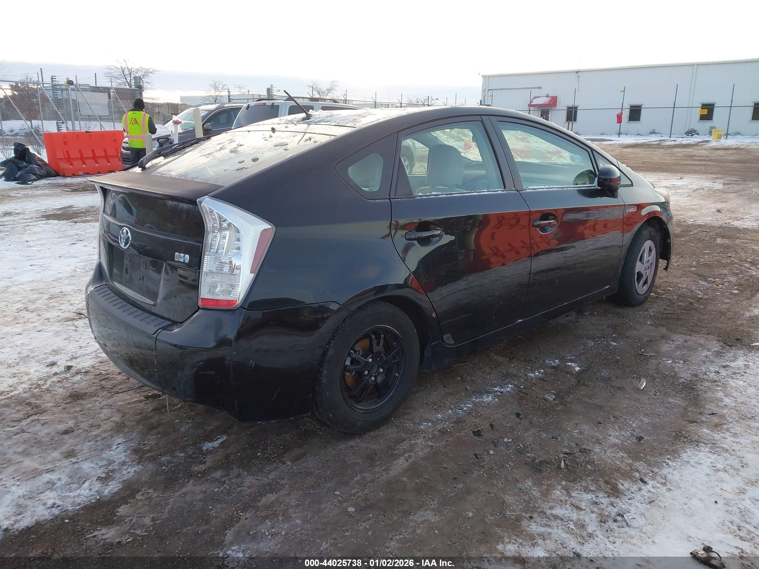 TOYOTA PRIUS image 4