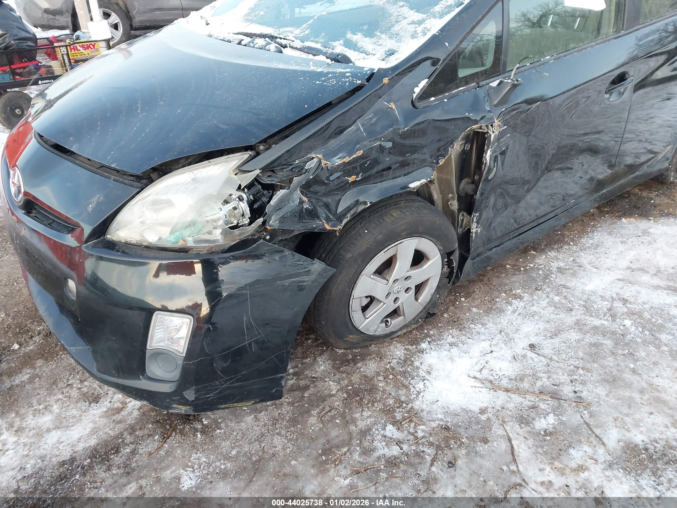 TOYOTA PRIUS image 6