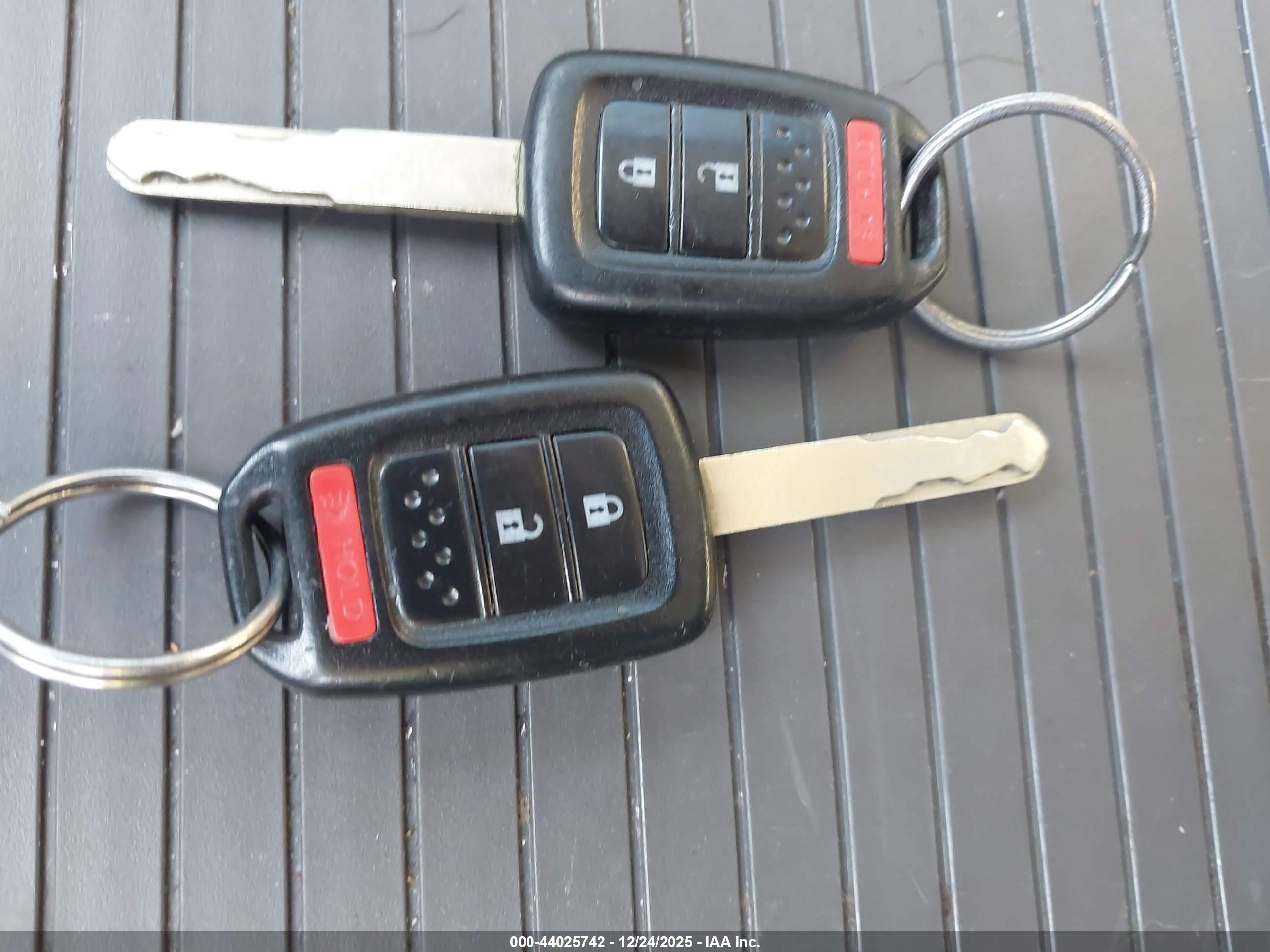 HONDA CR-V image 11