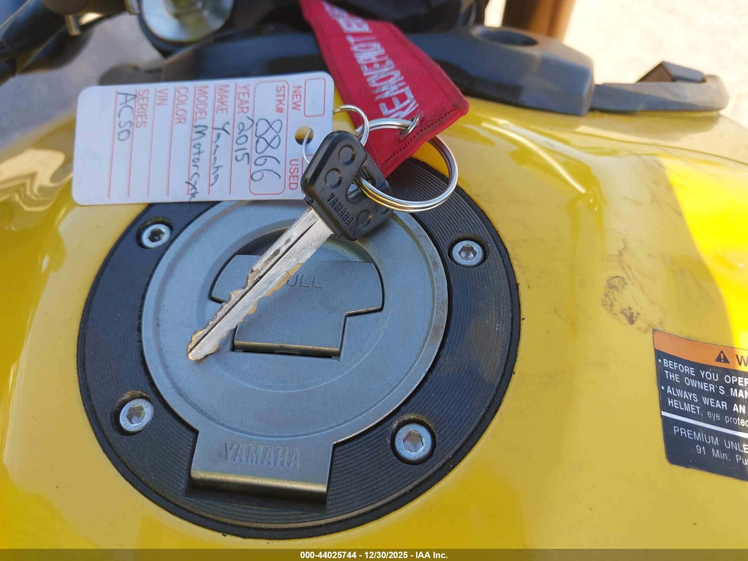 YAMAHA FZ09 image 11