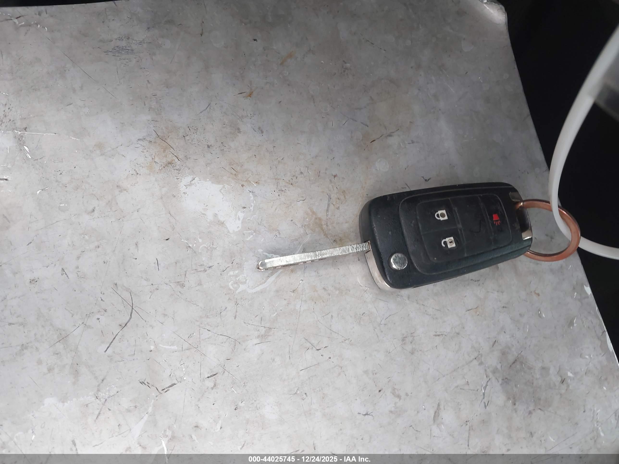 CHEVROLET EQUINOX image 11