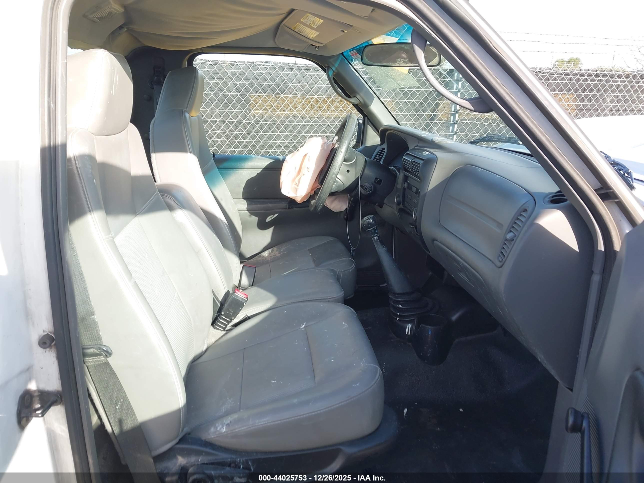 FORD RANGER image 8