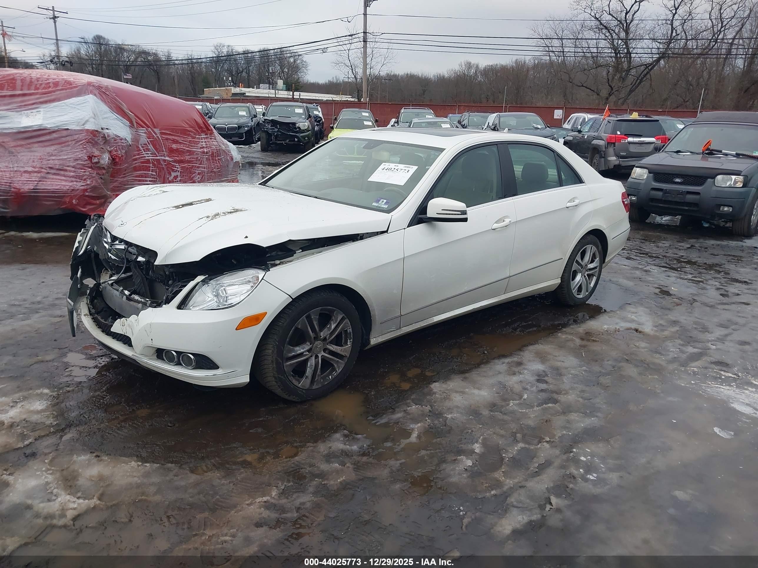 MERCEDES-BENZ E image 2
