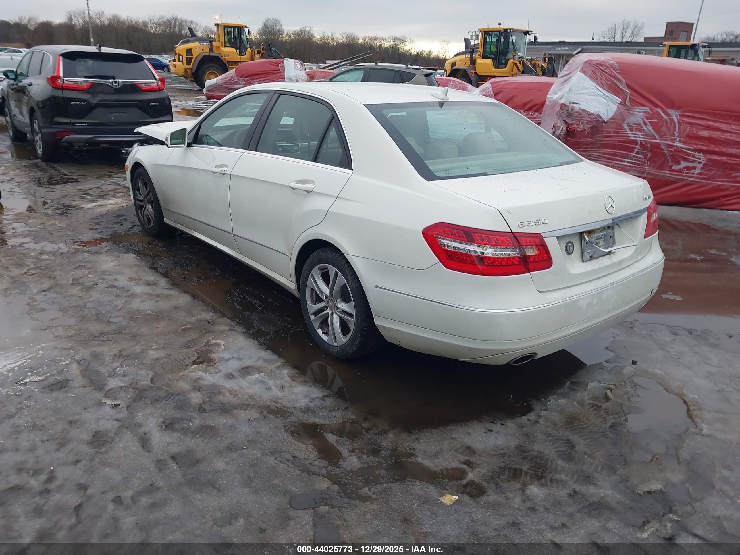 MERCEDES-BENZ E image 3