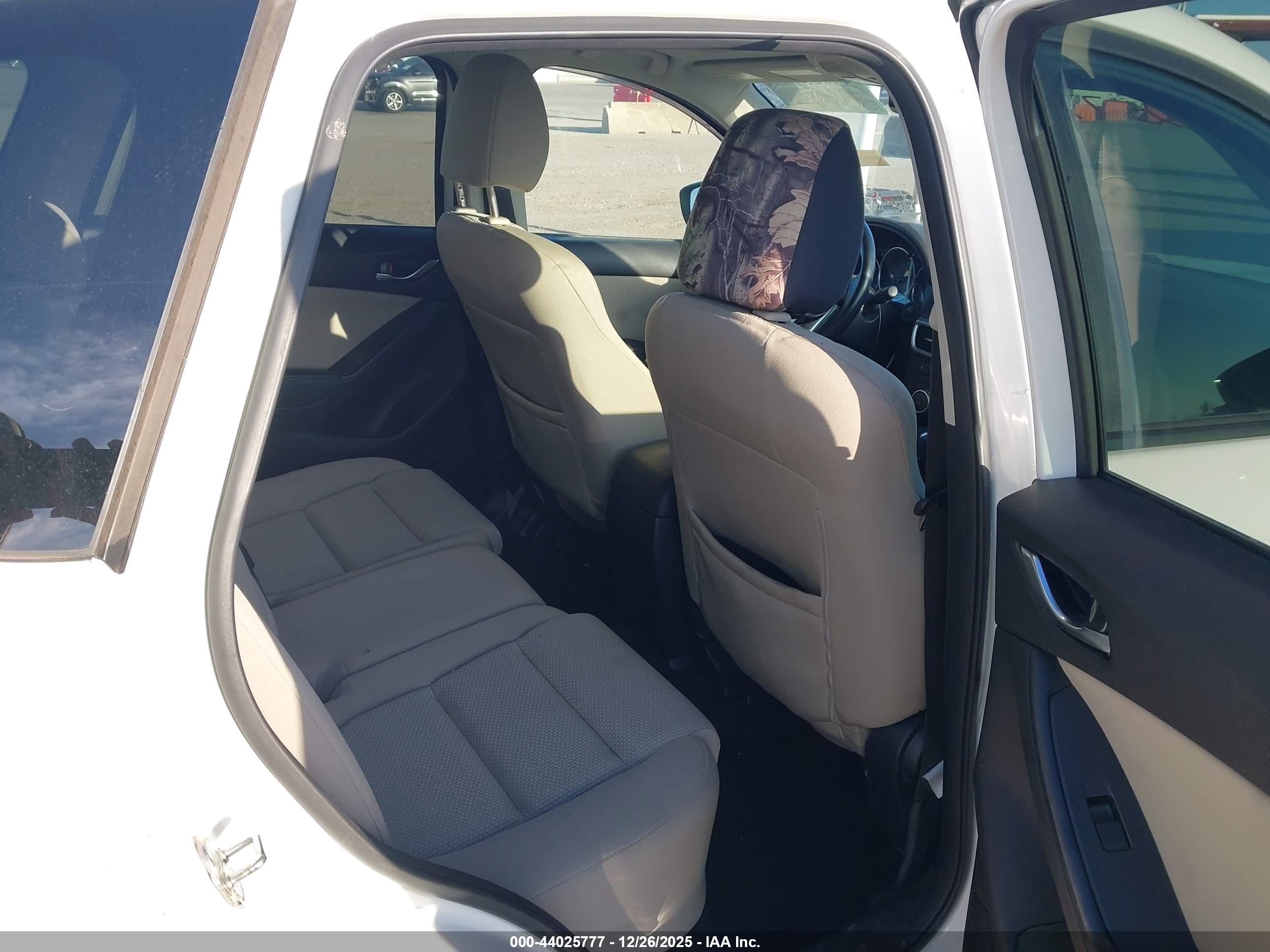 MAZDA CX-5 image 8