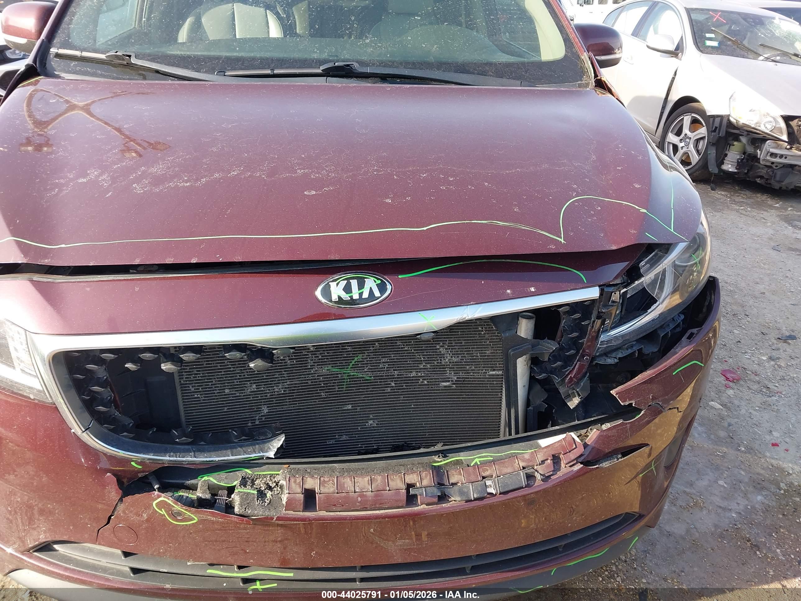 KIA SEDONA image 6