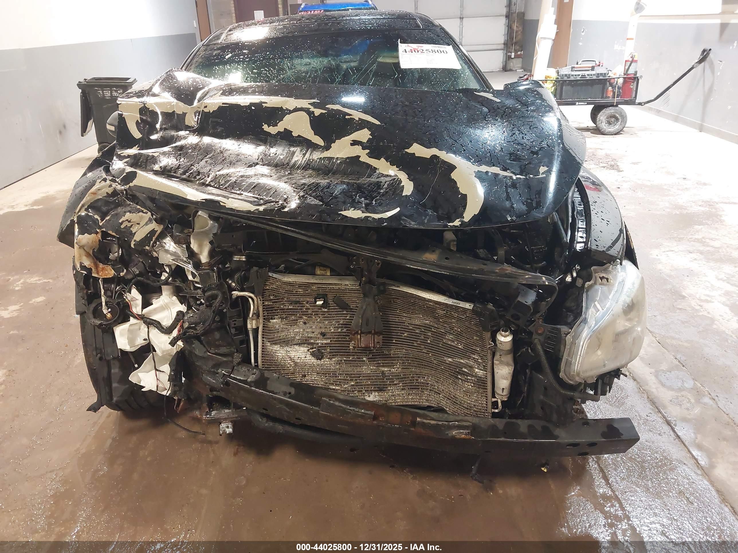 NISSAN MAXIMA image 6