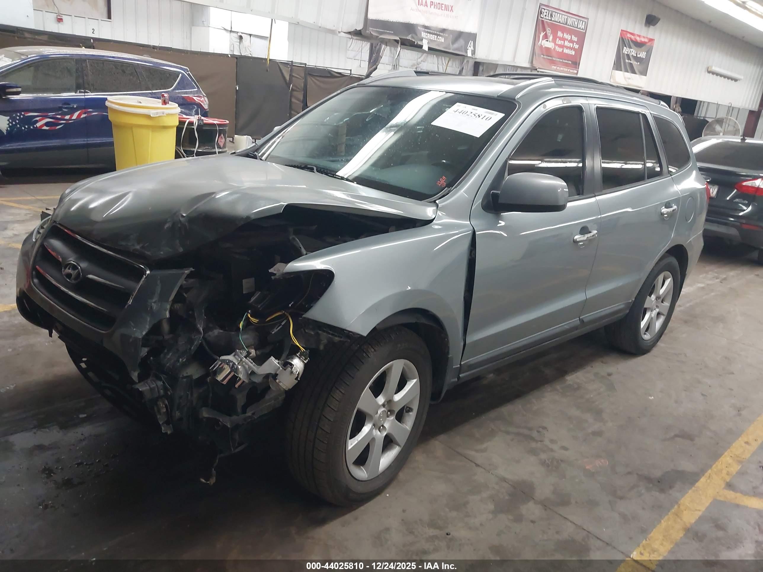 HYUNDAI SANTA image 2