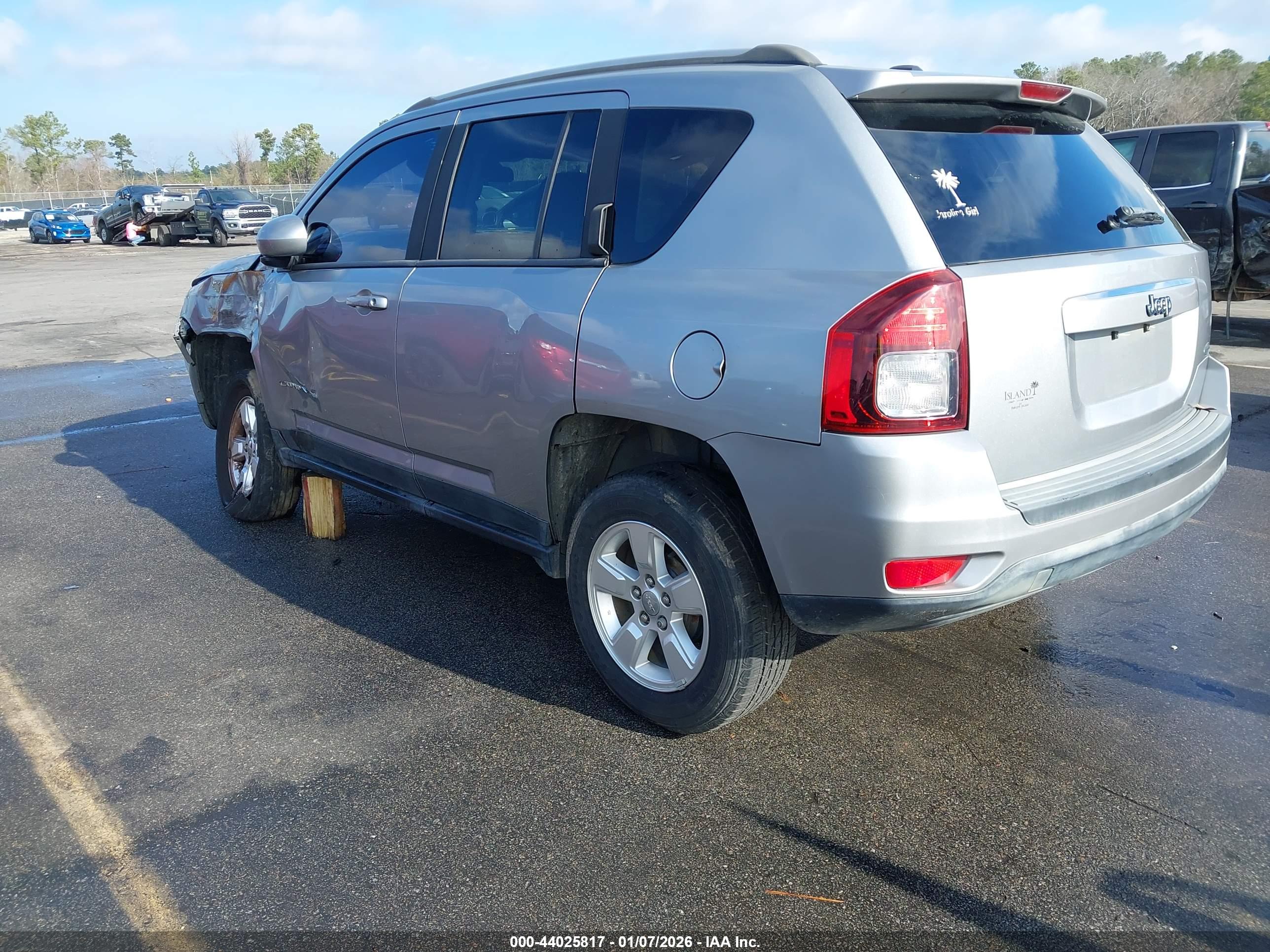 JEEP COMPASS image 3