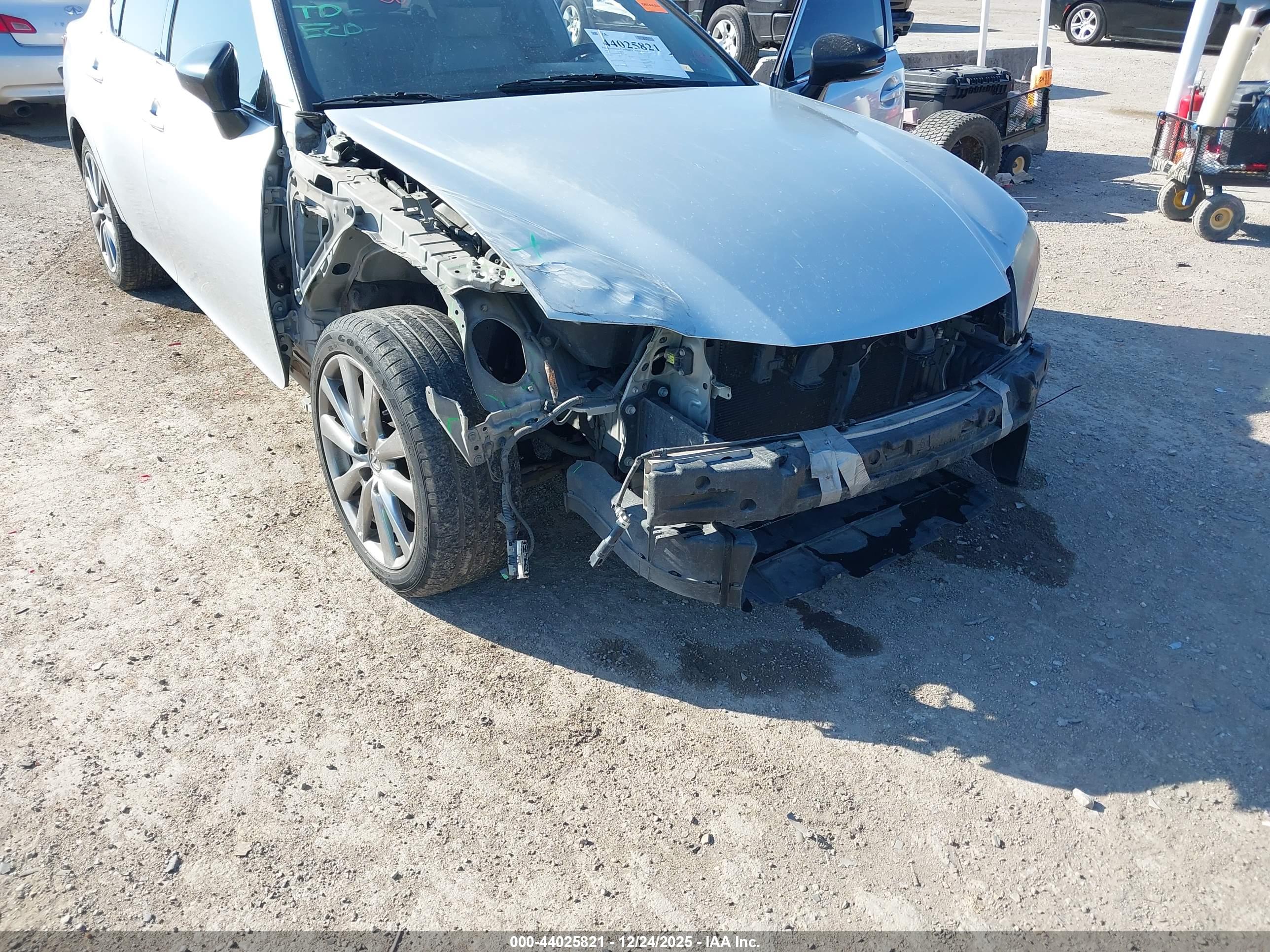 LEXUS GS image 6
