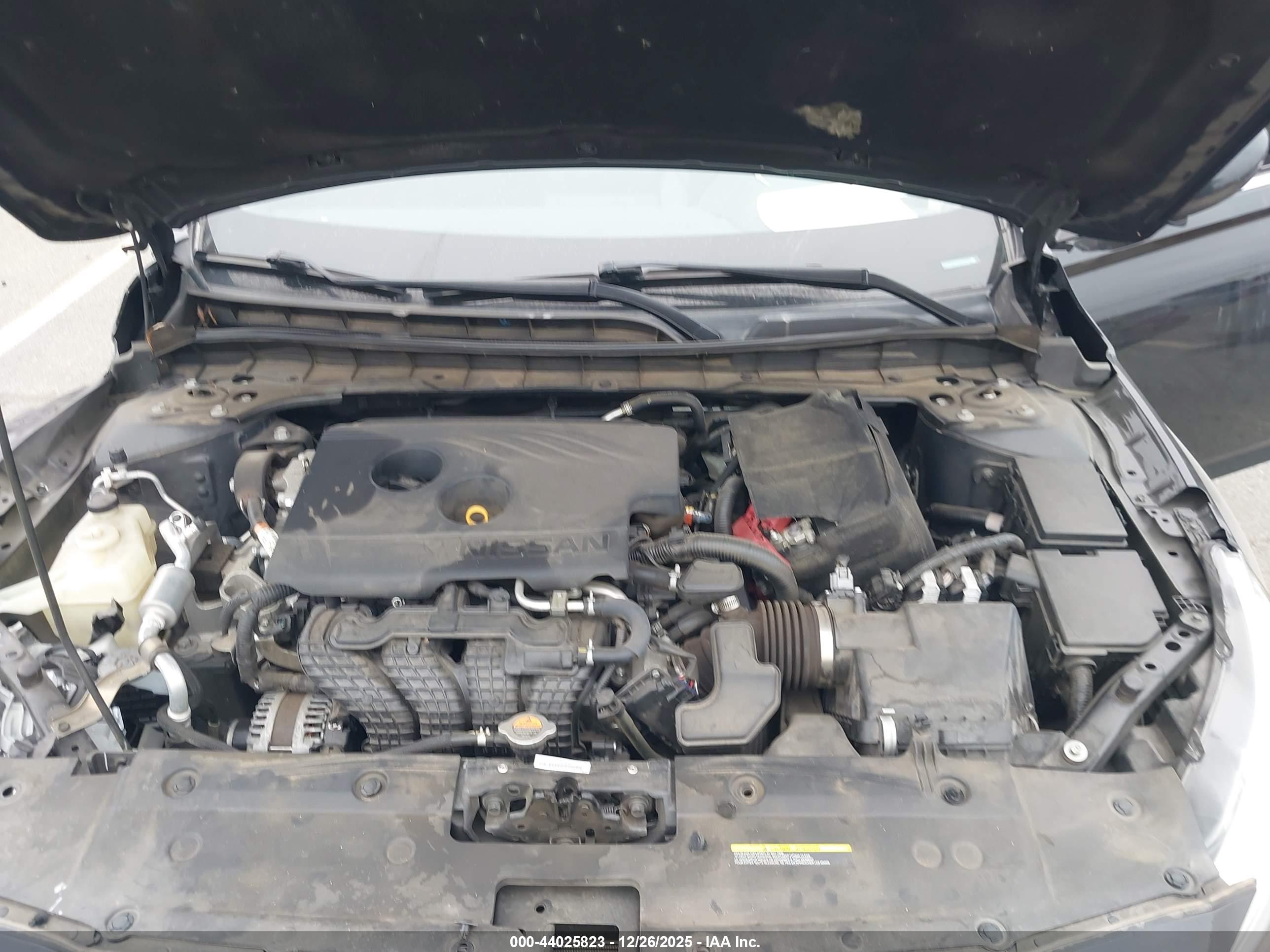 NISSAN ALTIMA image 10