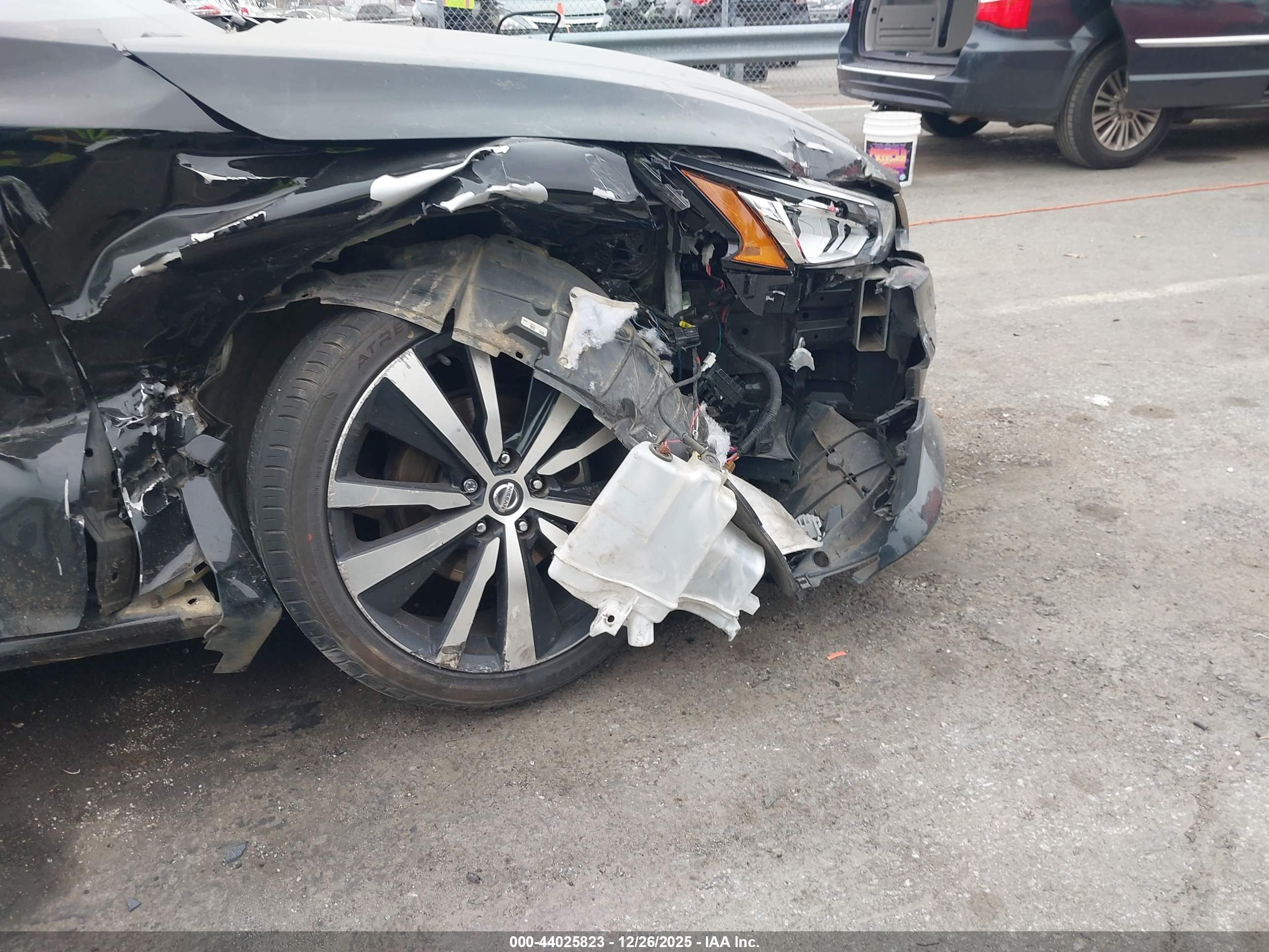 NISSAN ALTIMA image 6