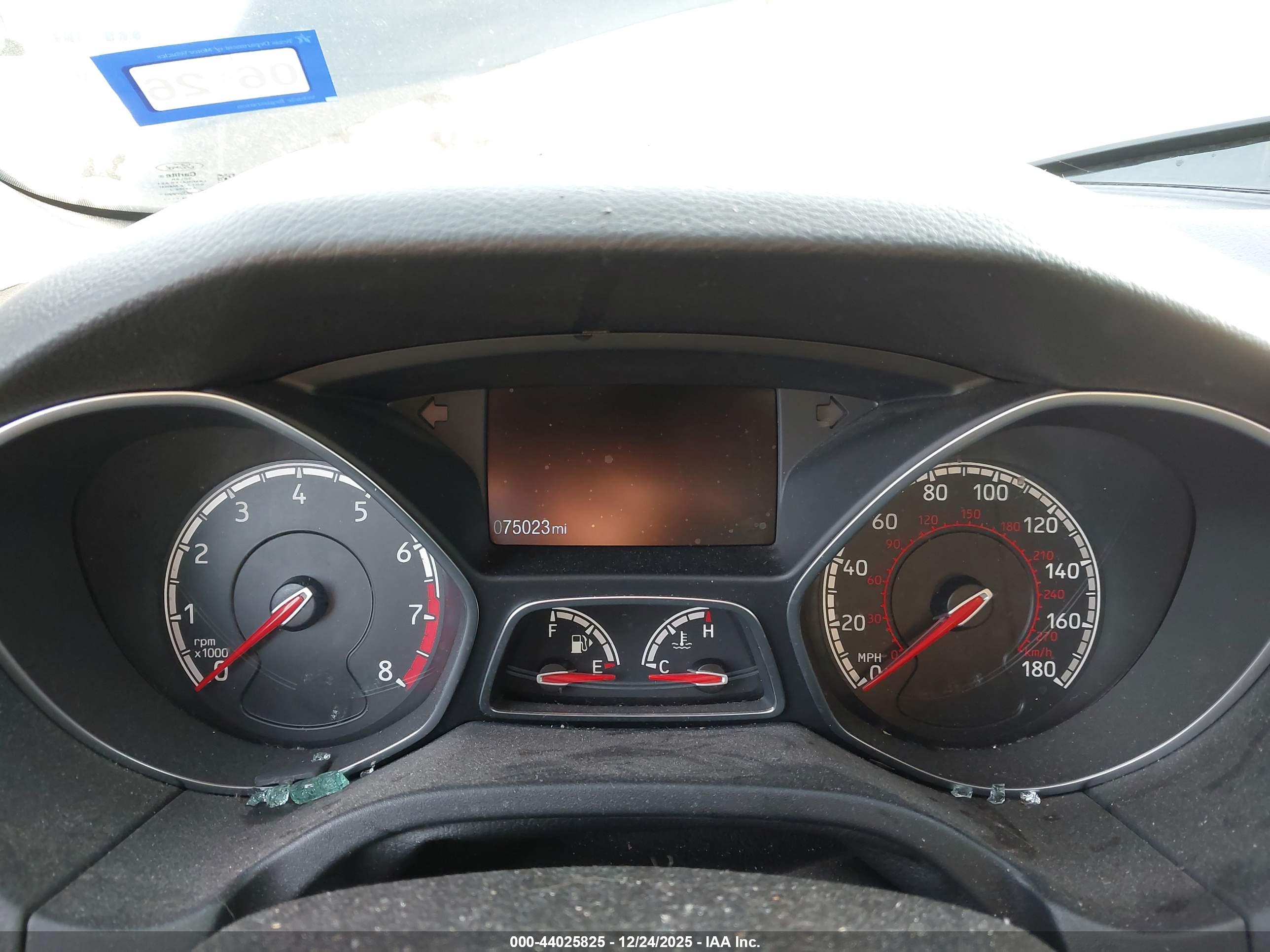 FORD FOCUS image 7