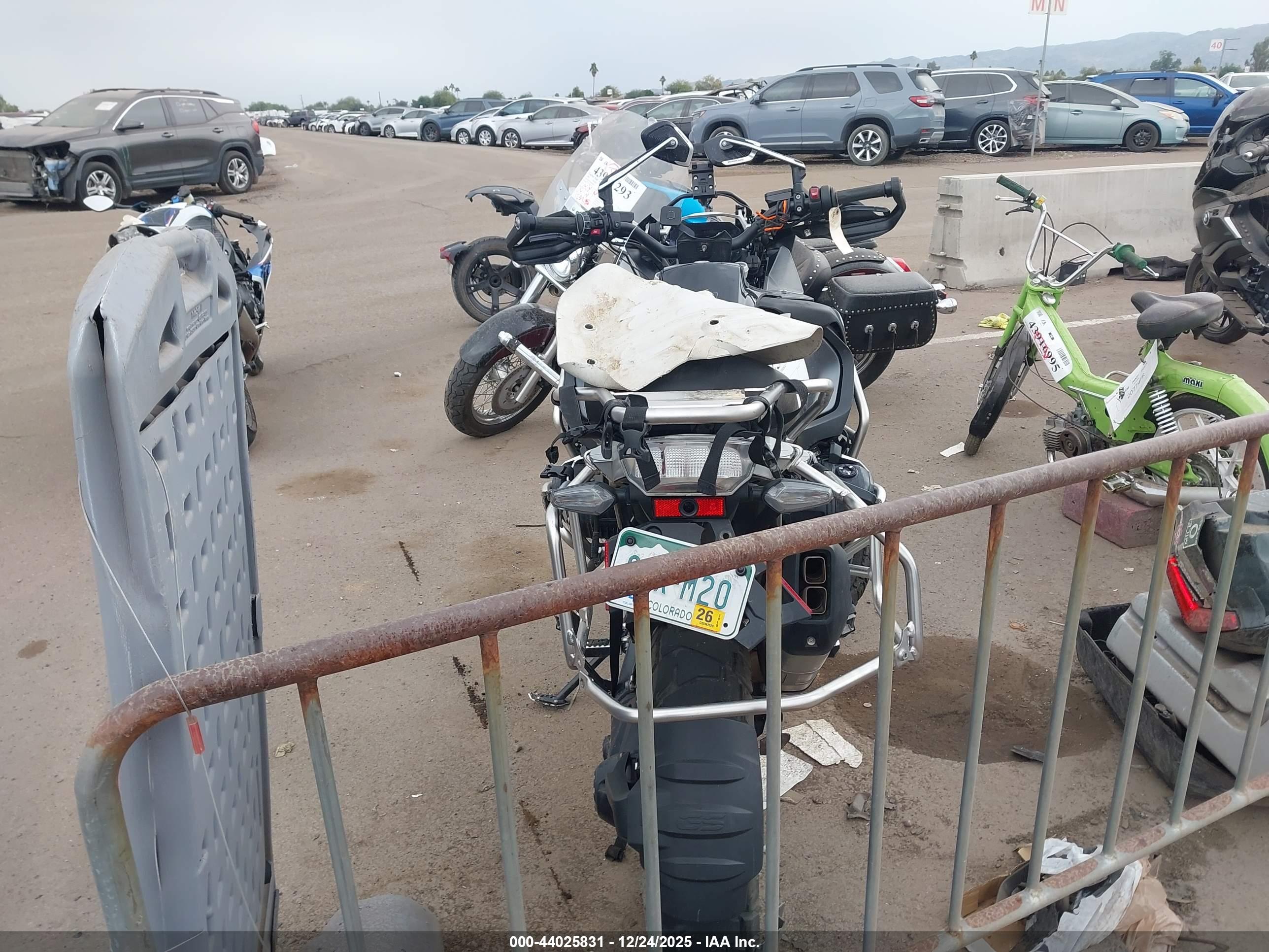 BMW R image 6