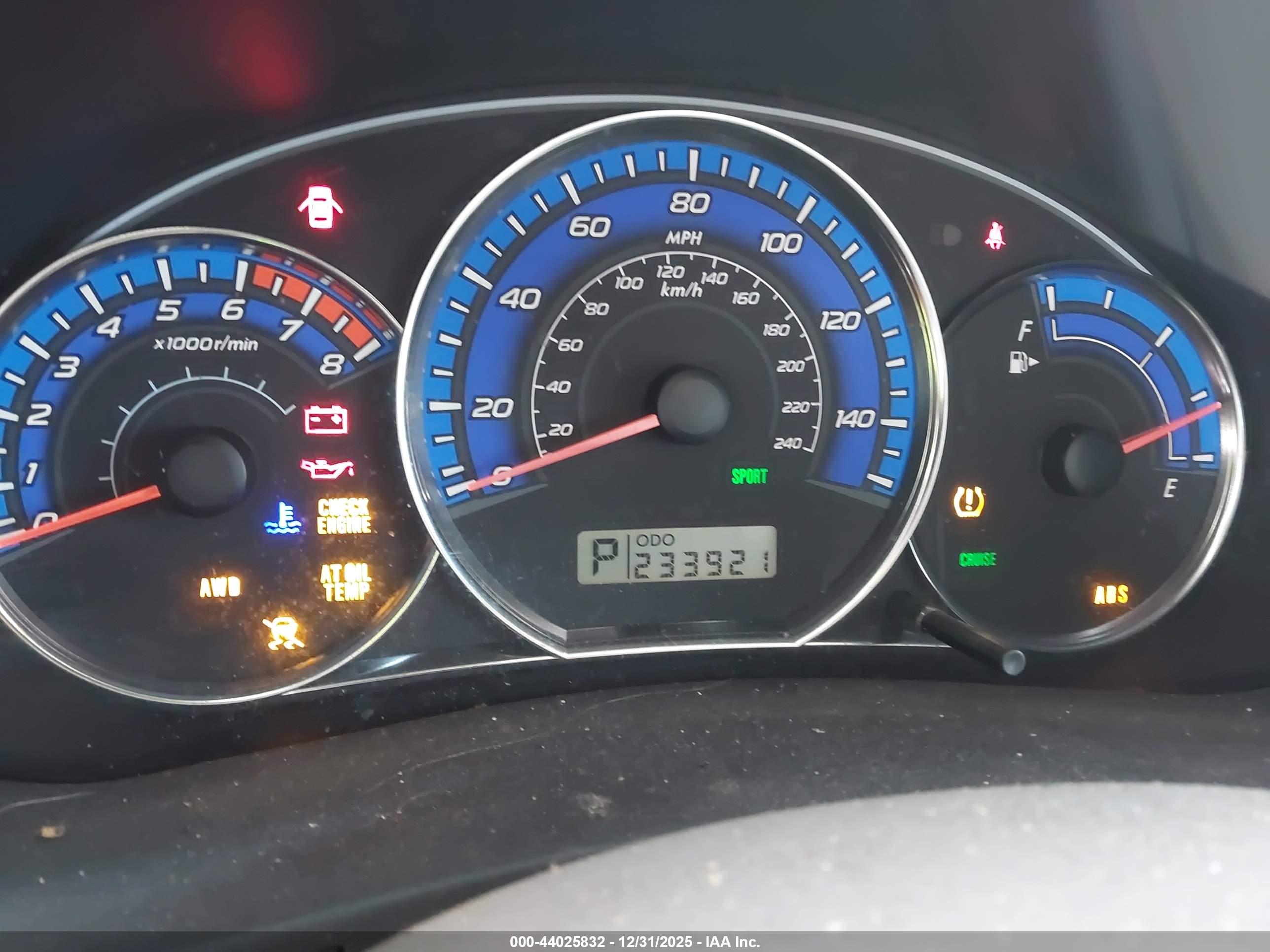 SUBARU FORESTER image 7
