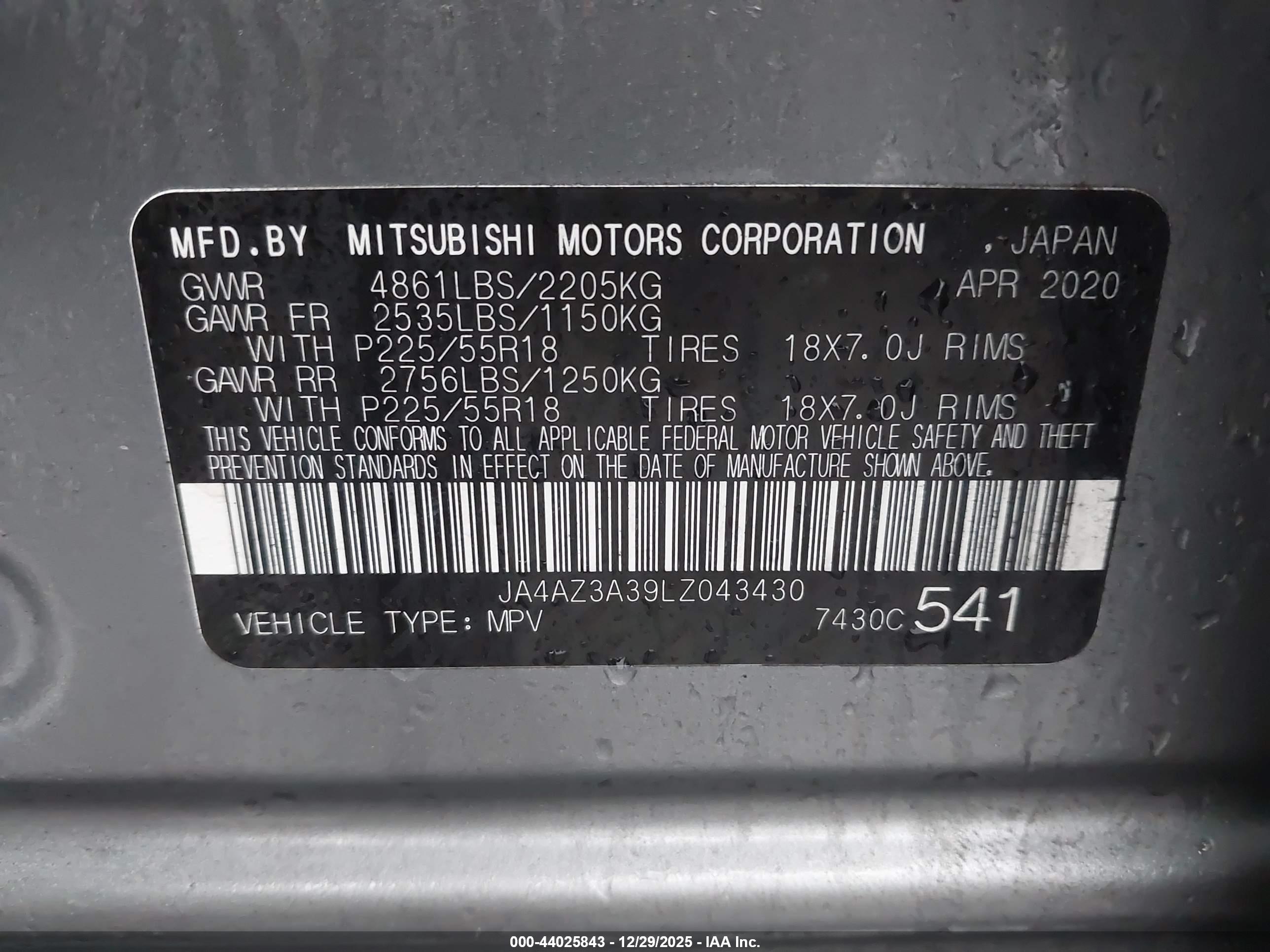 MITSUBISHI OUTLANDER image 9