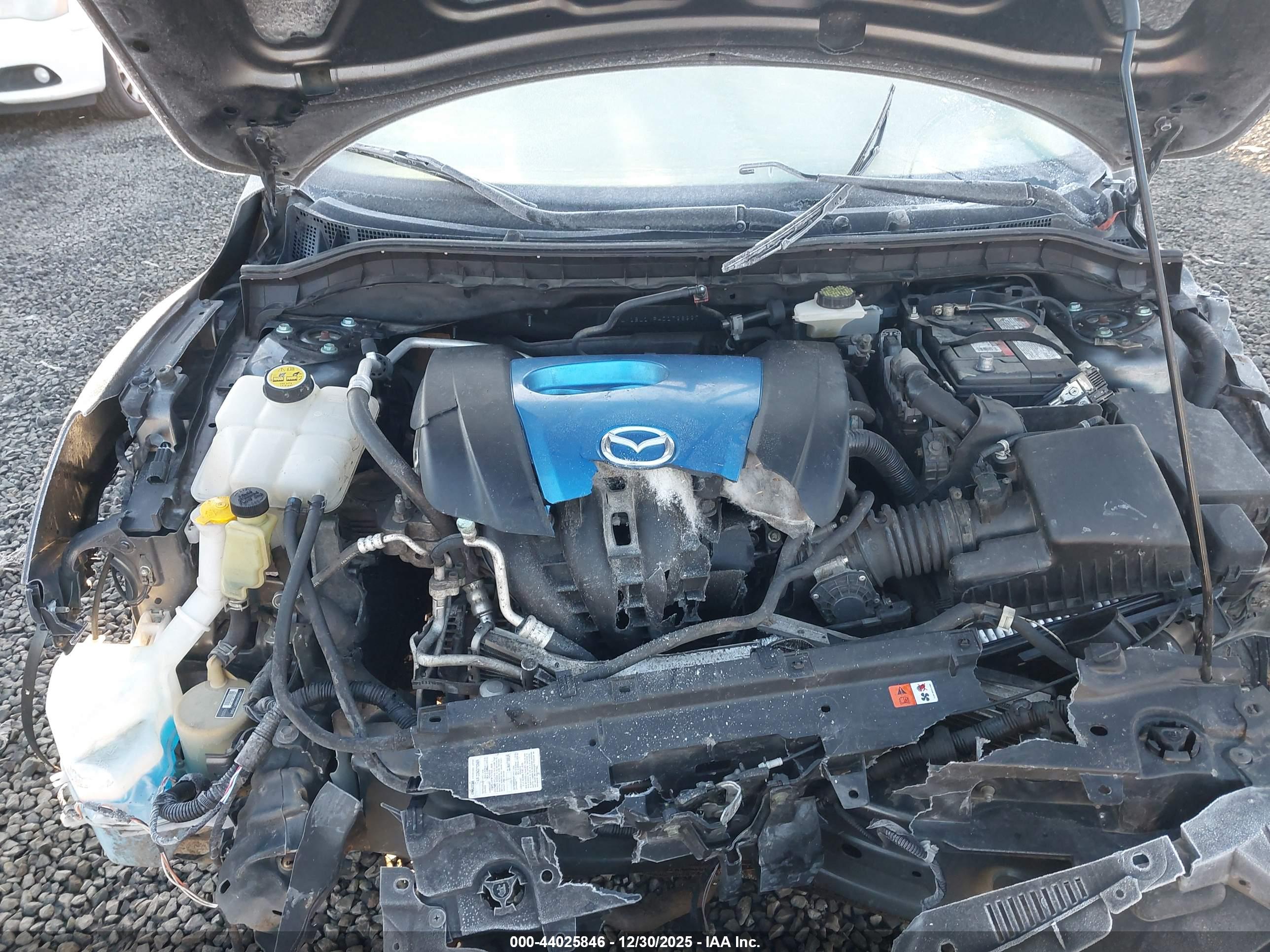 MAZDA MAZDA3 image 10