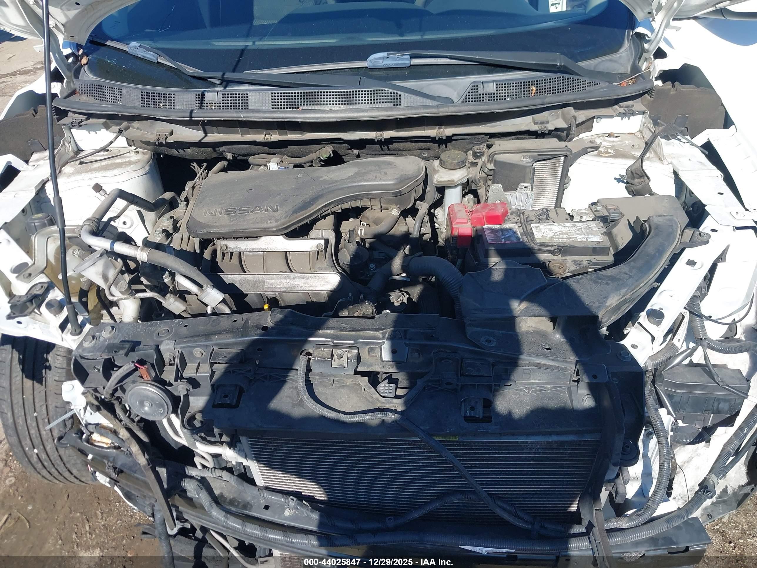 NISSAN ROGUE image 10