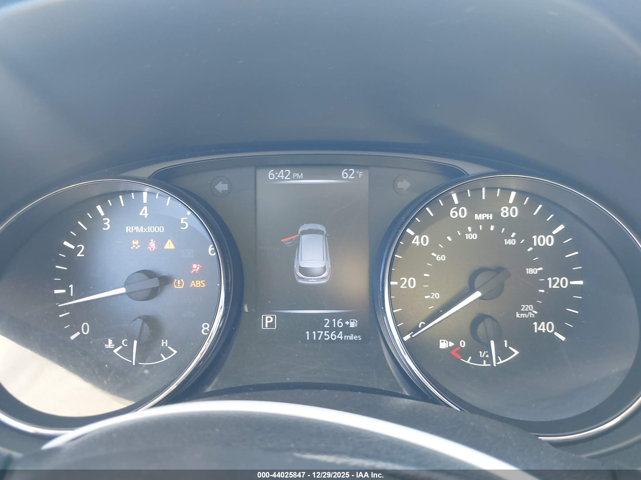 NISSAN ROGUE image 7