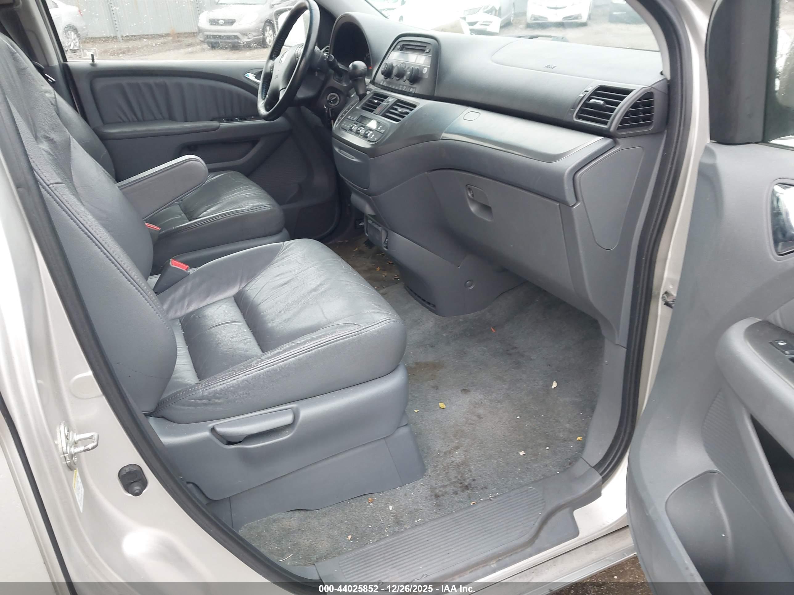 HONDA ODYSSEY image 5