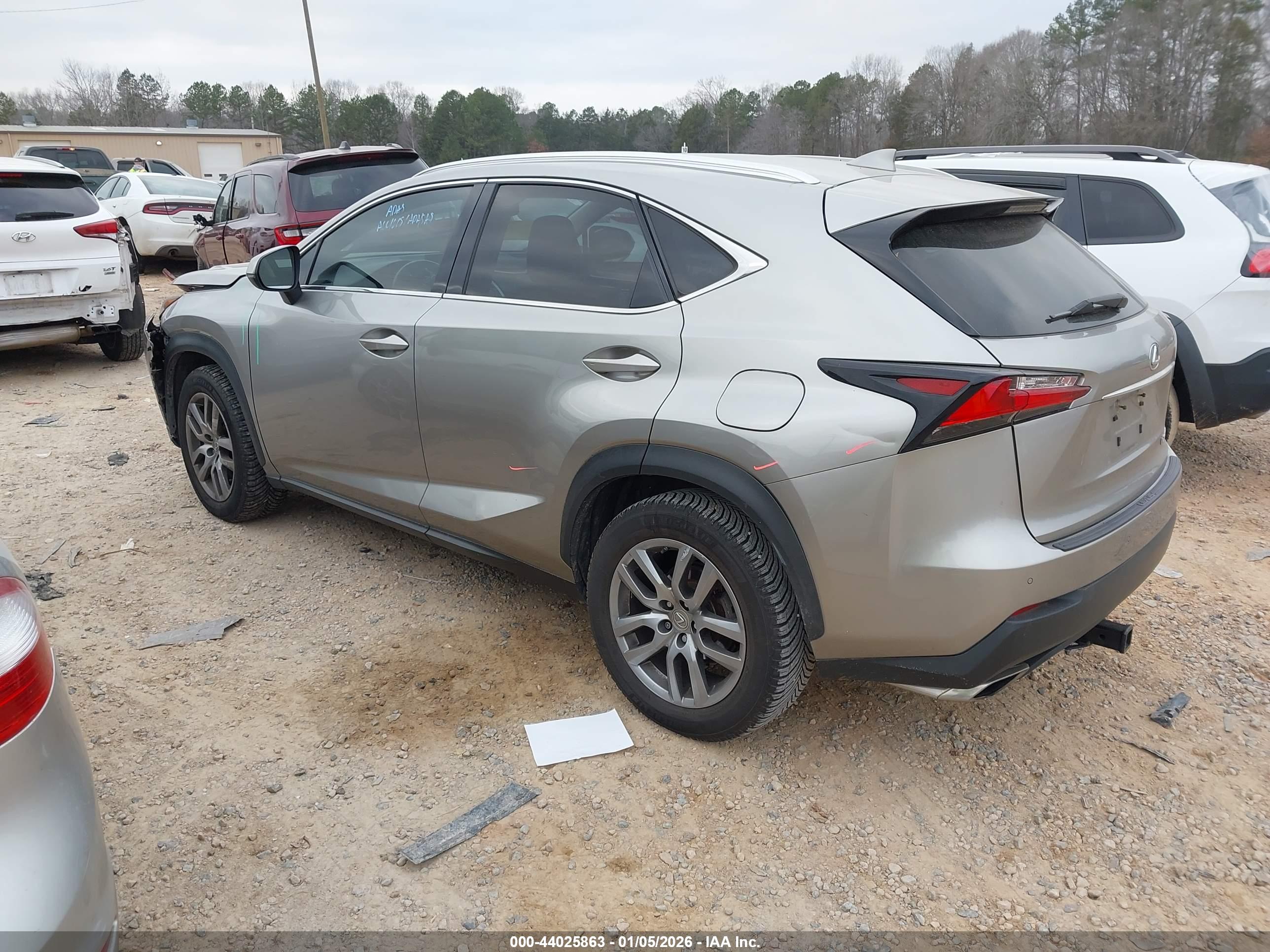 LEXUS NX image 3