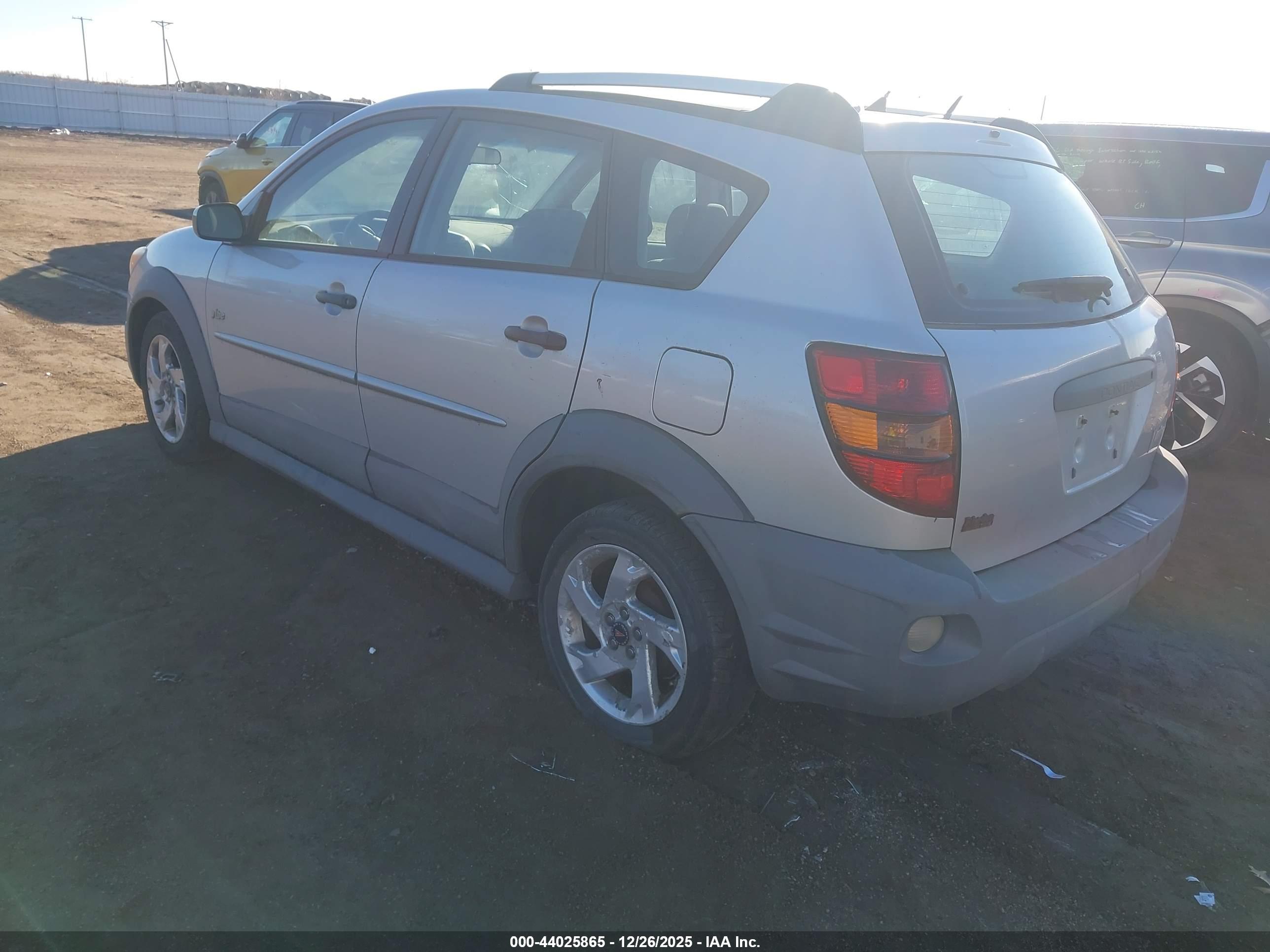 PONTIAC VIBE image 3