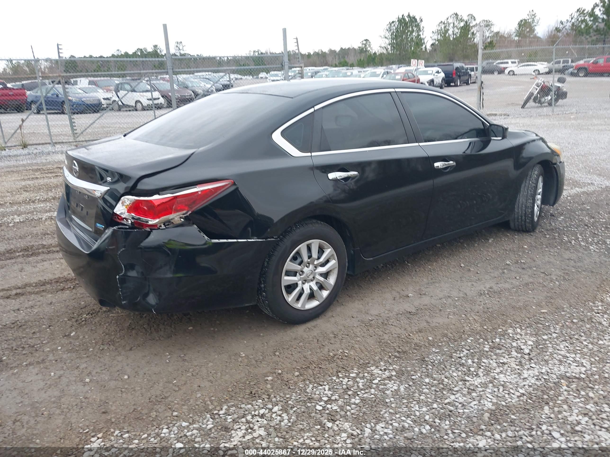 NISSAN ALTIMA image 4