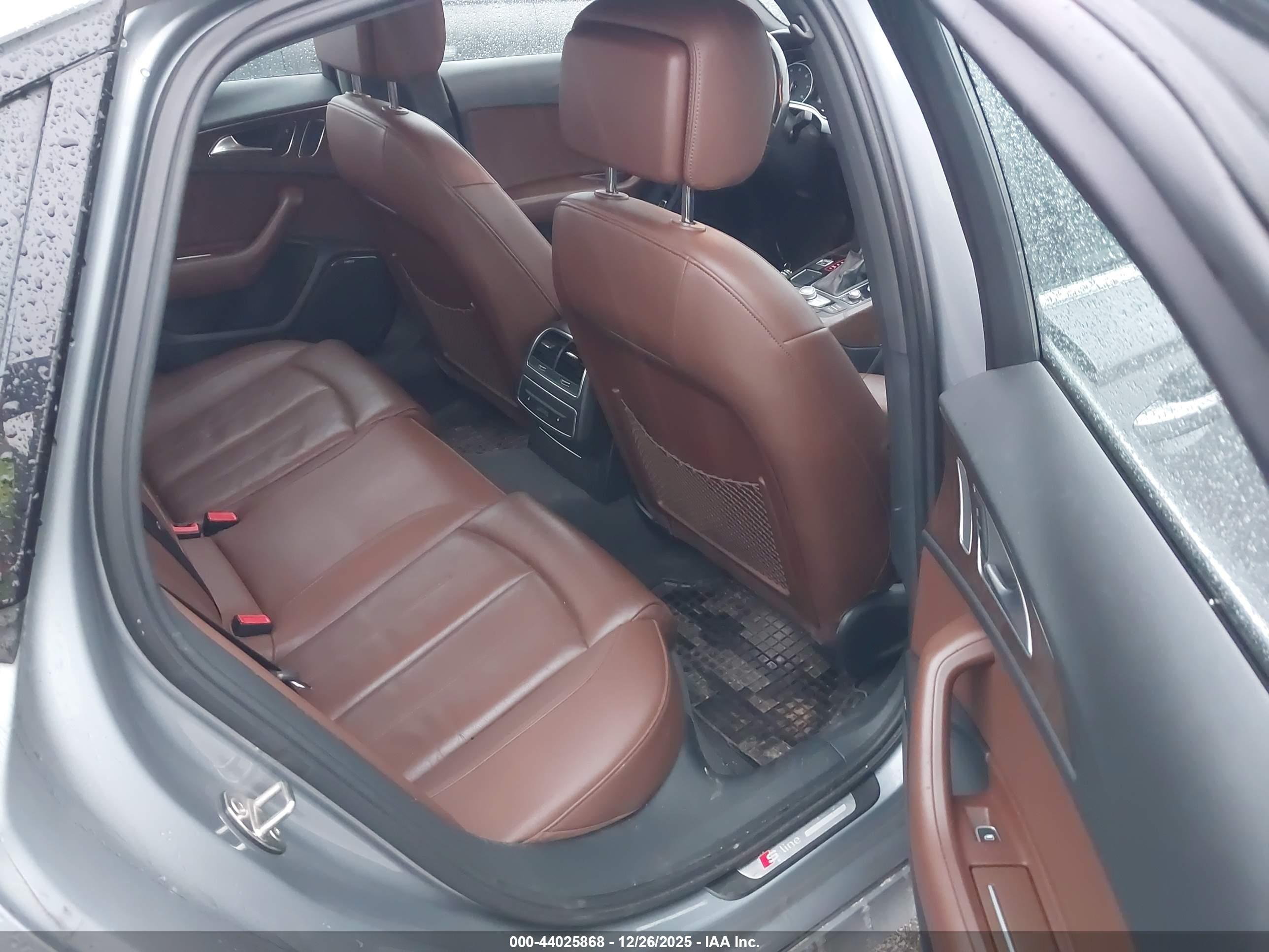 AUDI A6 image 8