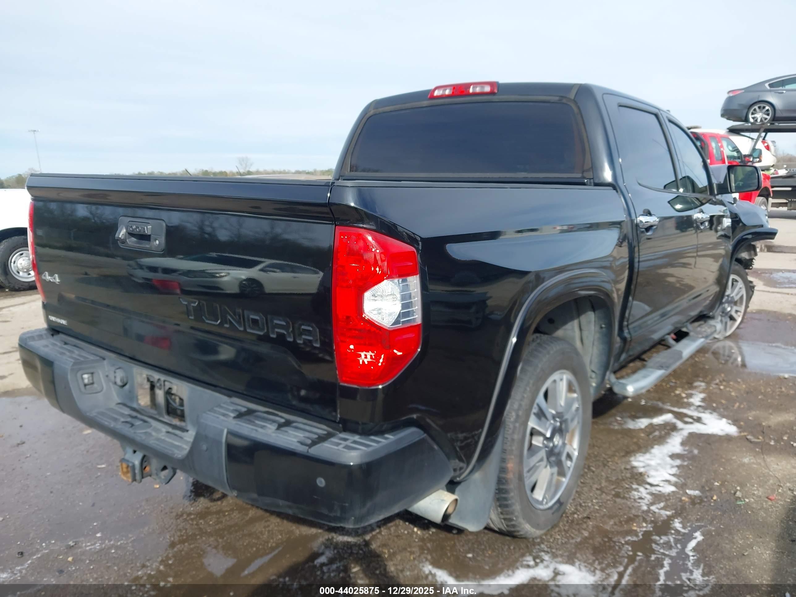 TOYOTA TUNDRA image 4