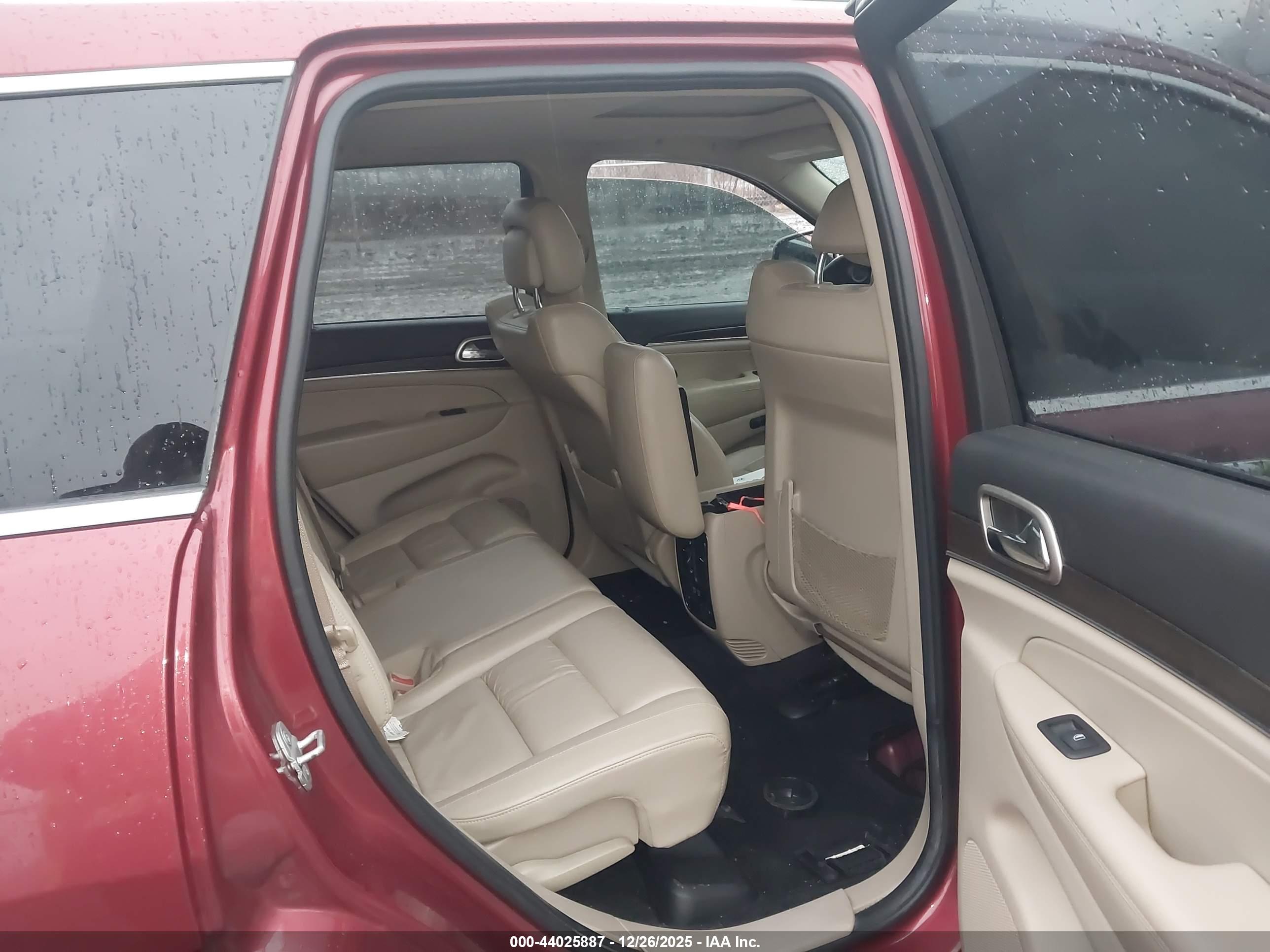 JEEP GRAND image 8