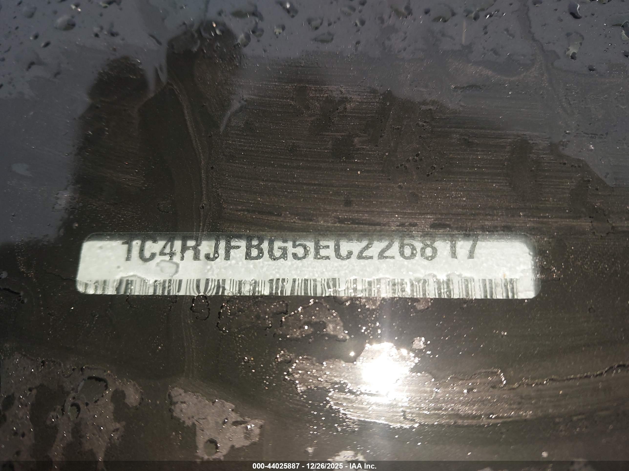 JEEP GRAND image 9