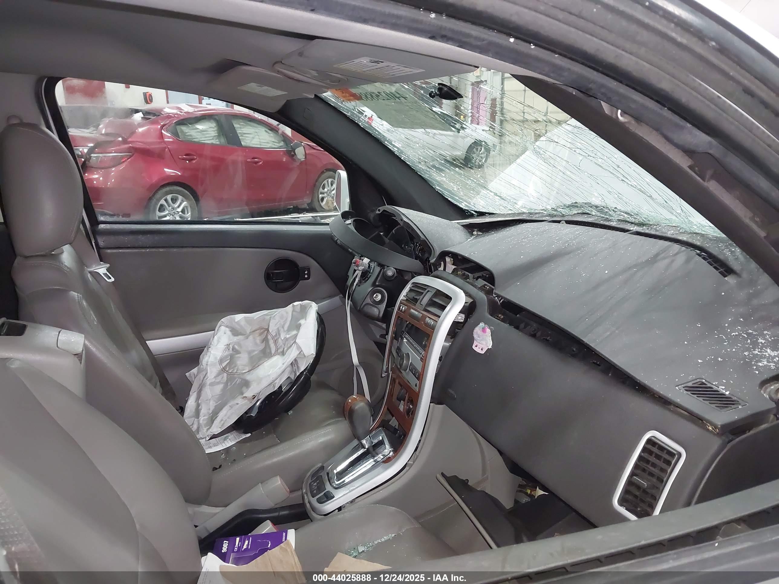 CHEVROLET EQUINOX image 5