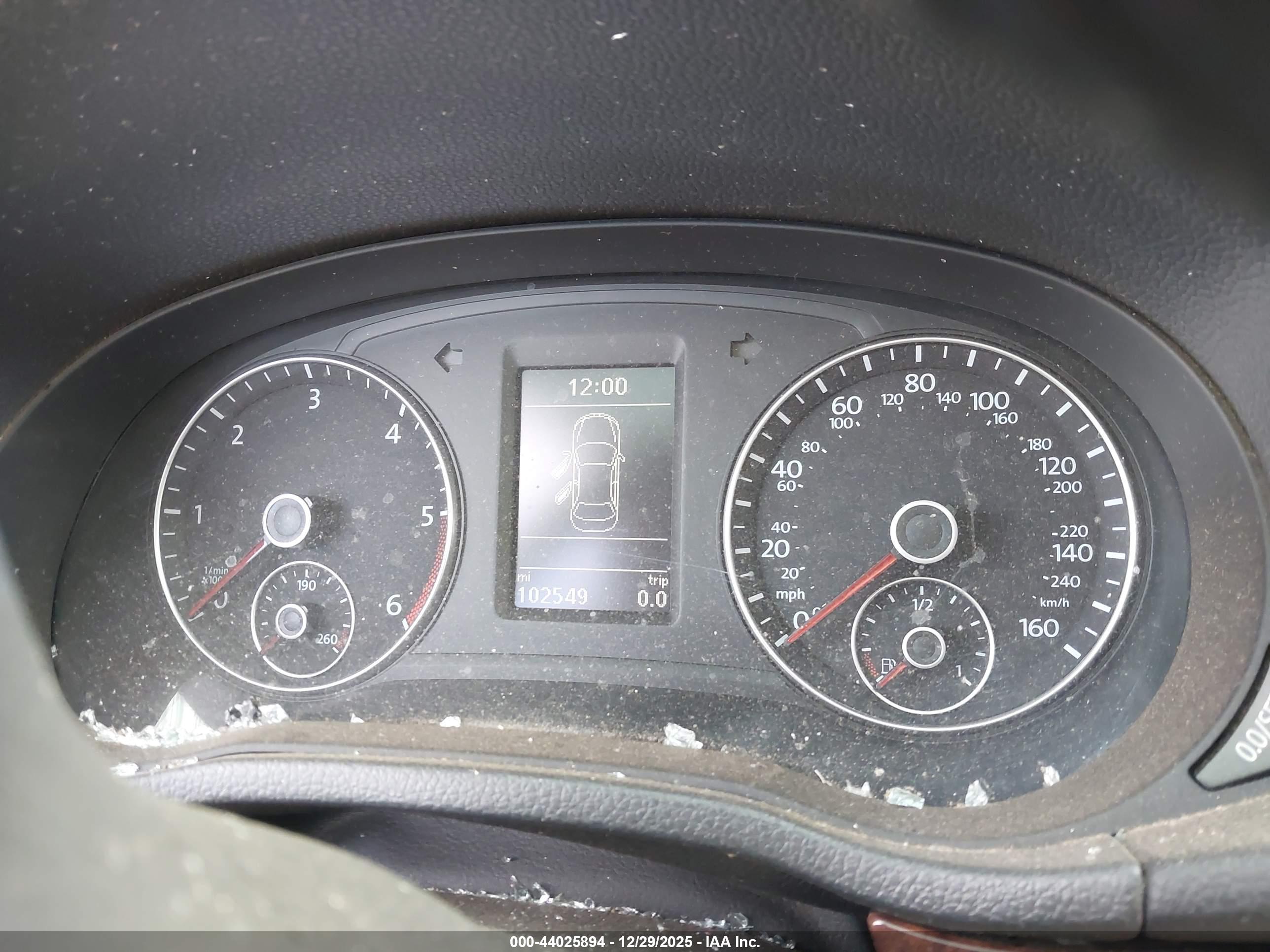 VOLKSWAGEN PASSAT image 7