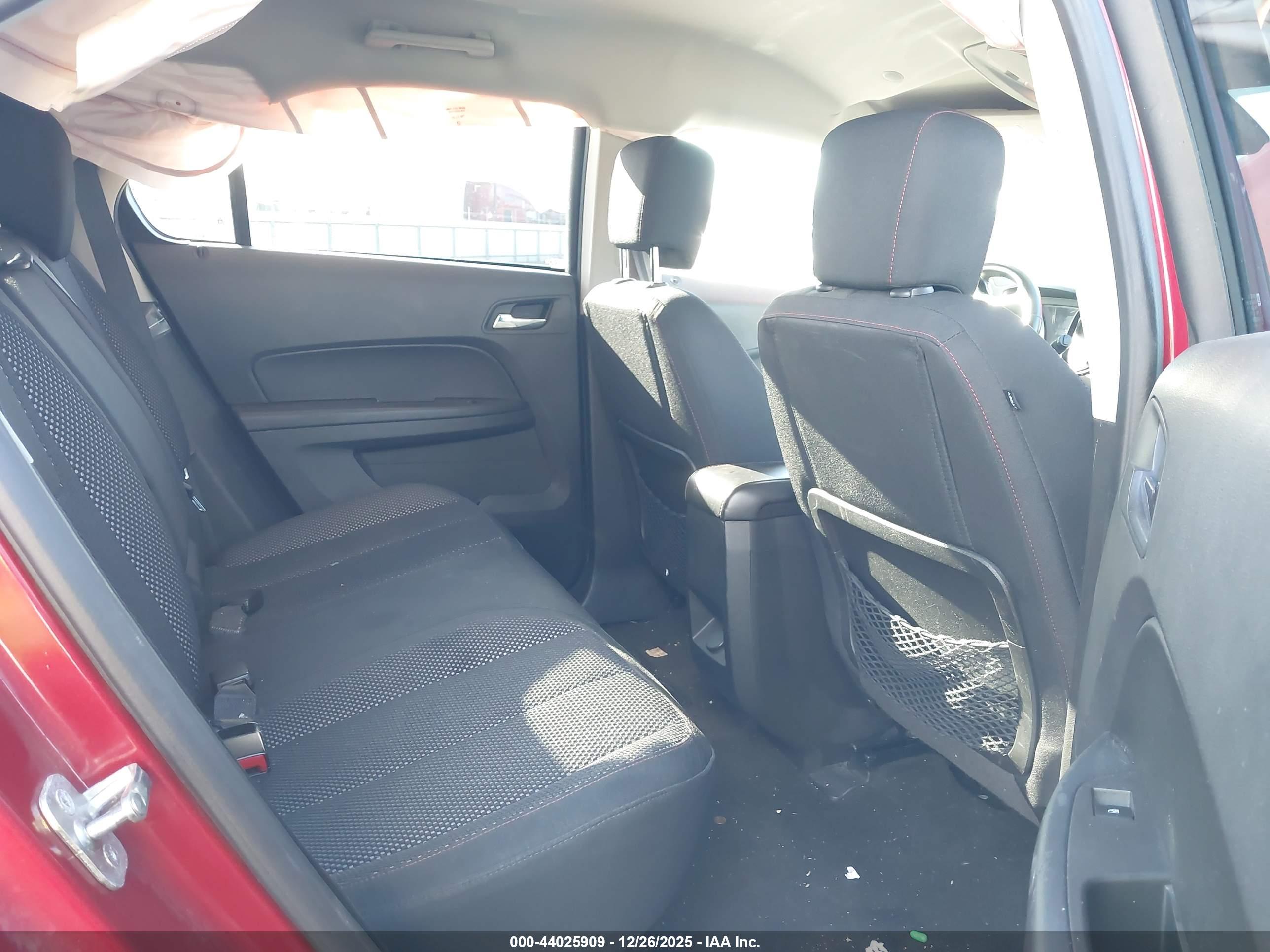CHEVROLET EQUINOX image 8