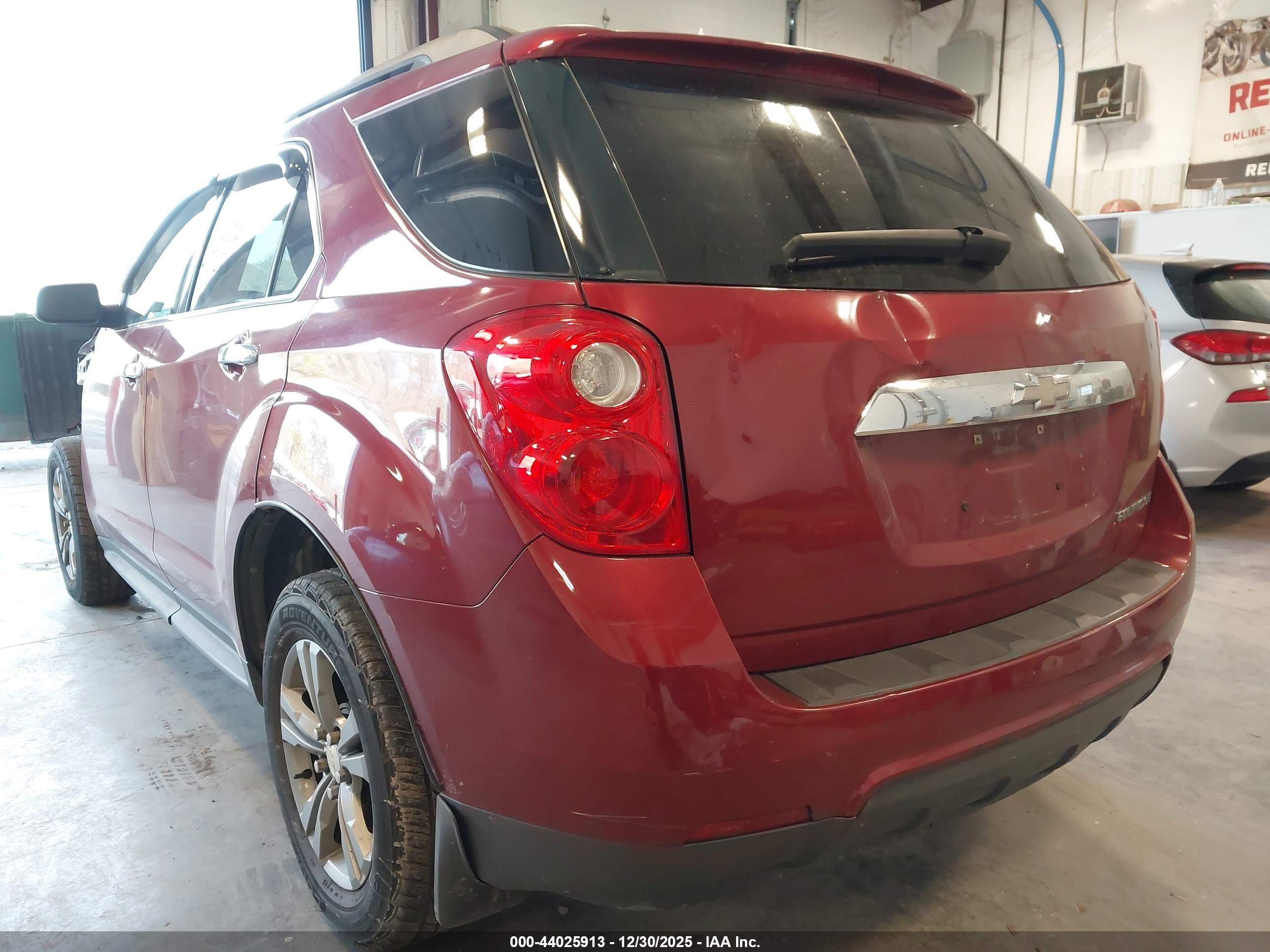 CHEVROLET EQUINOX image 3