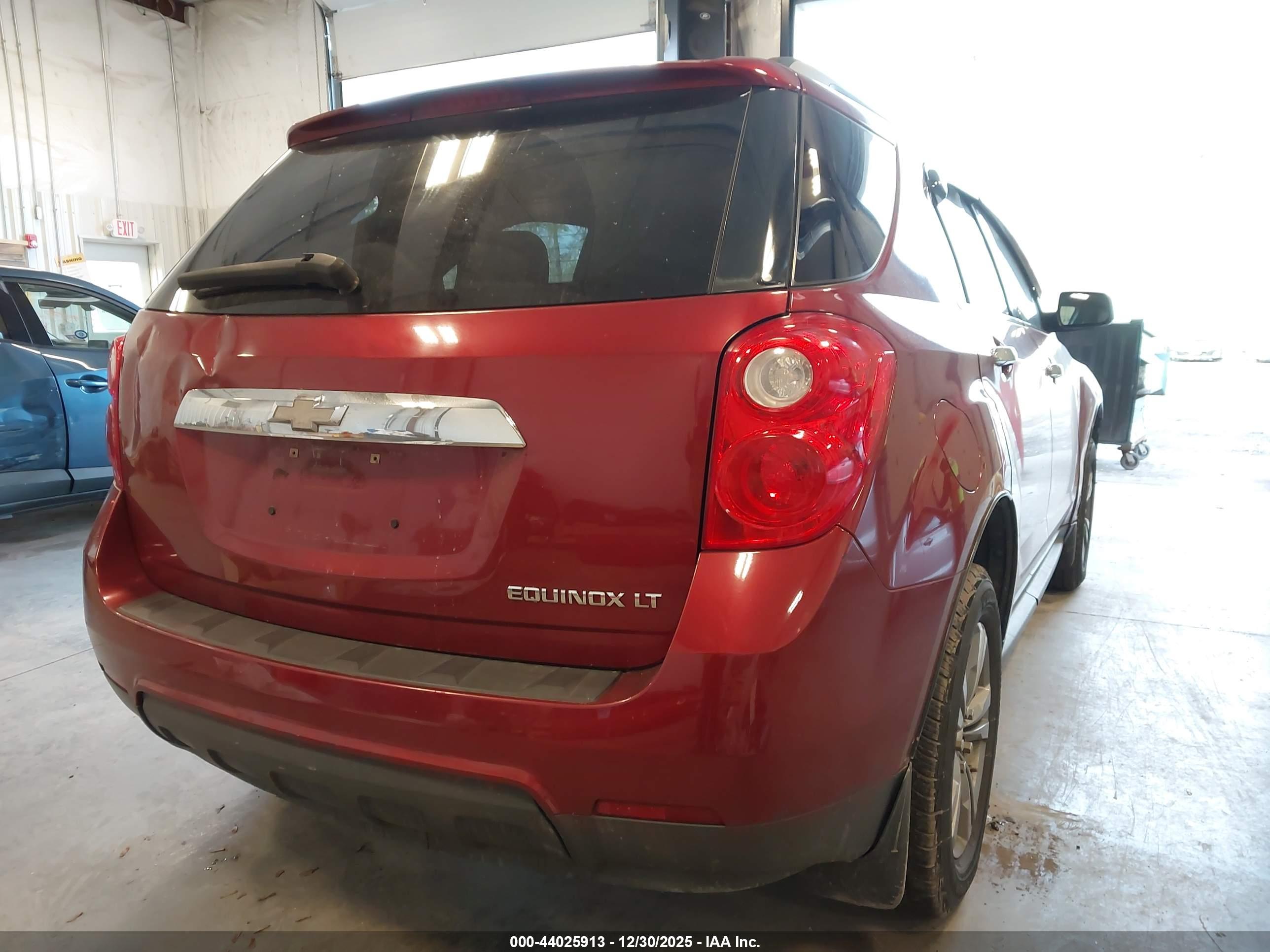 CHEVROLET EQUINOX image 4