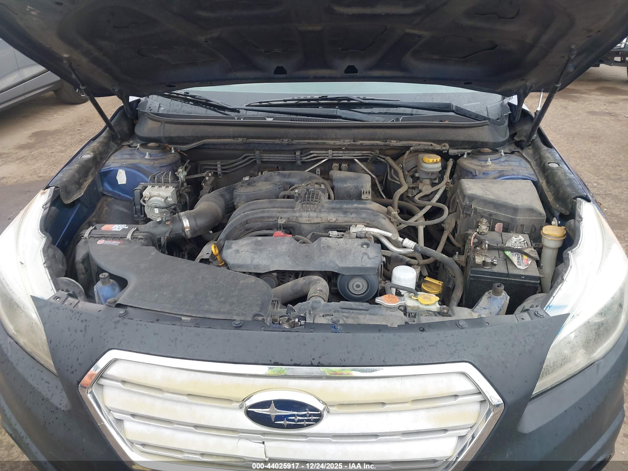 SUBARU OUTBACK image 10