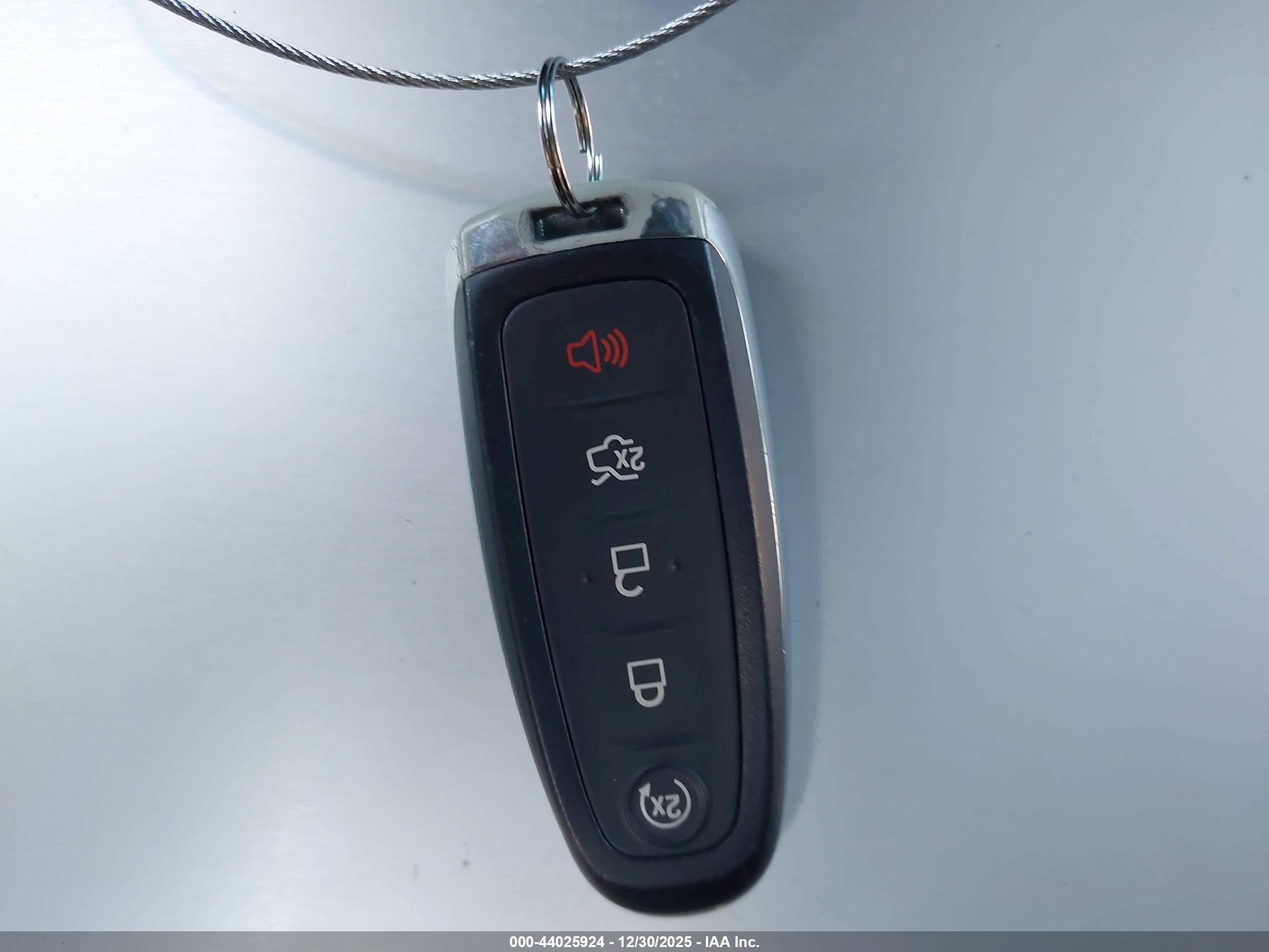 FORD EXPLORER image 11