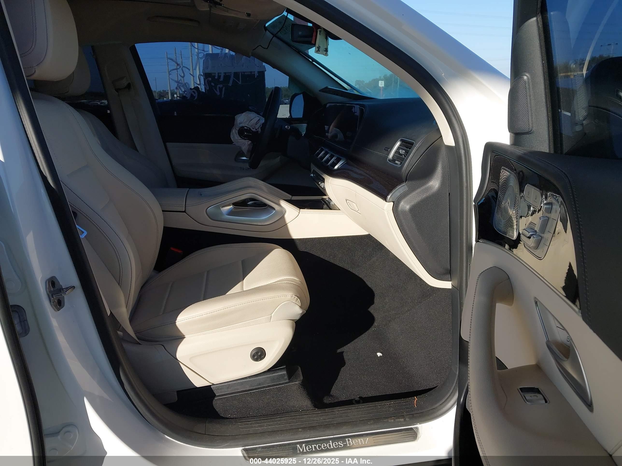MERCEDES-BENZ GLE image 5