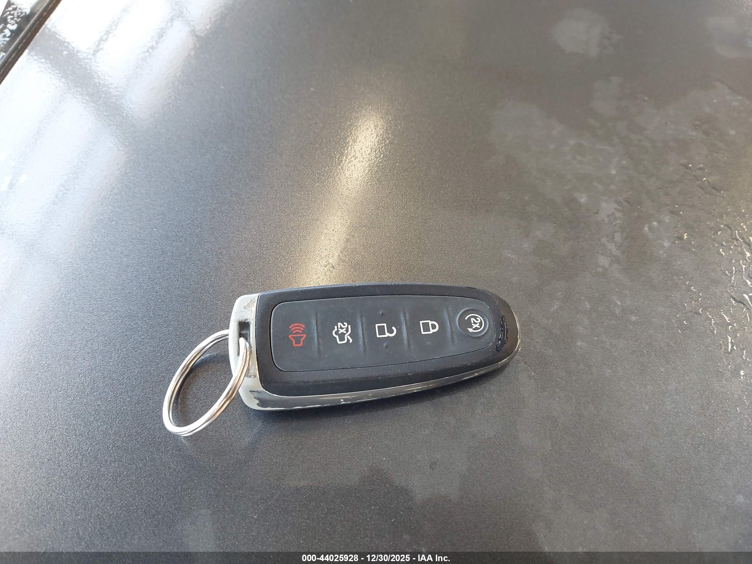 FORD ESCAPE image 11