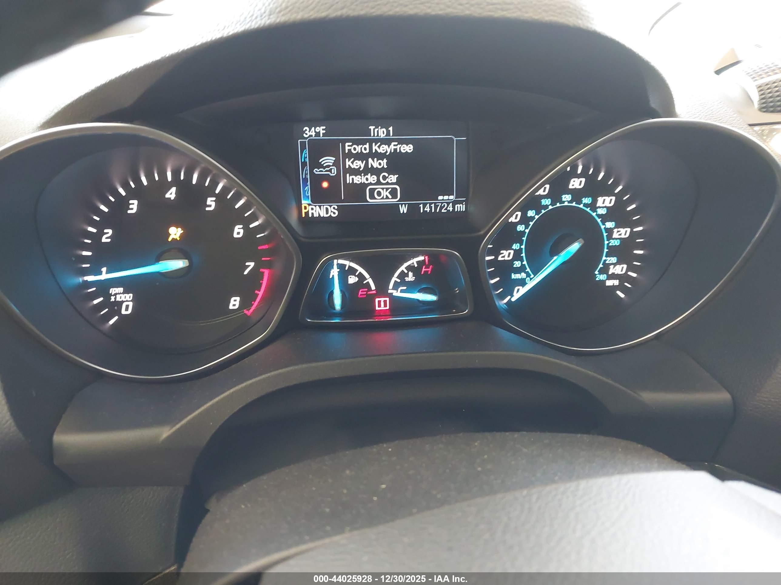 FORD ESCAPE image 7