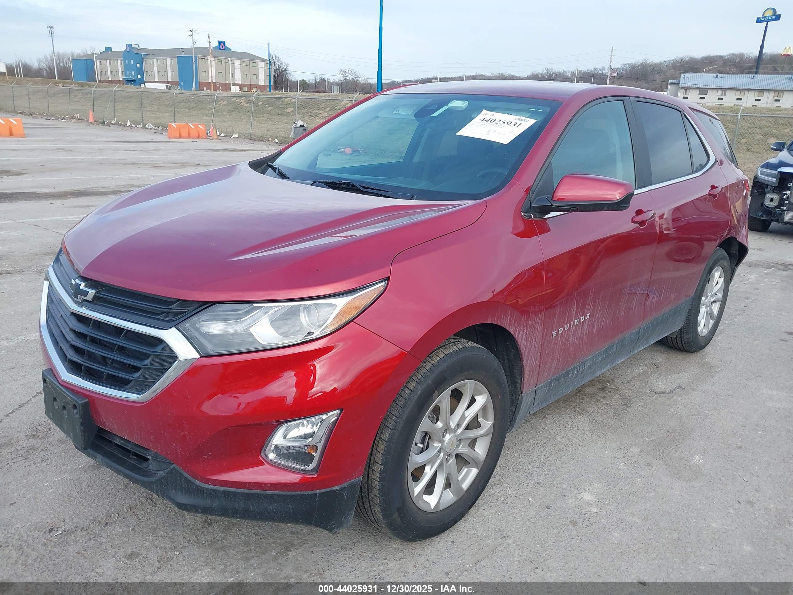 CHEVROLET EQUINOX image 2