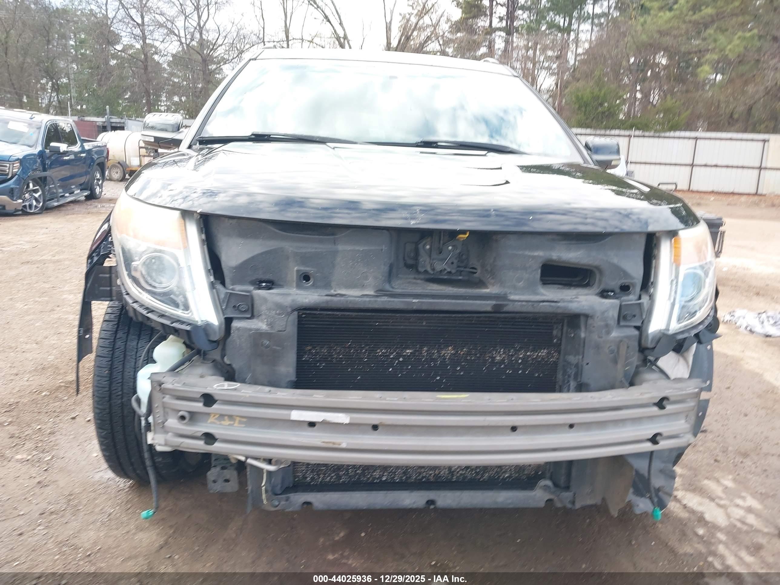 FORD EXPLORER image 6