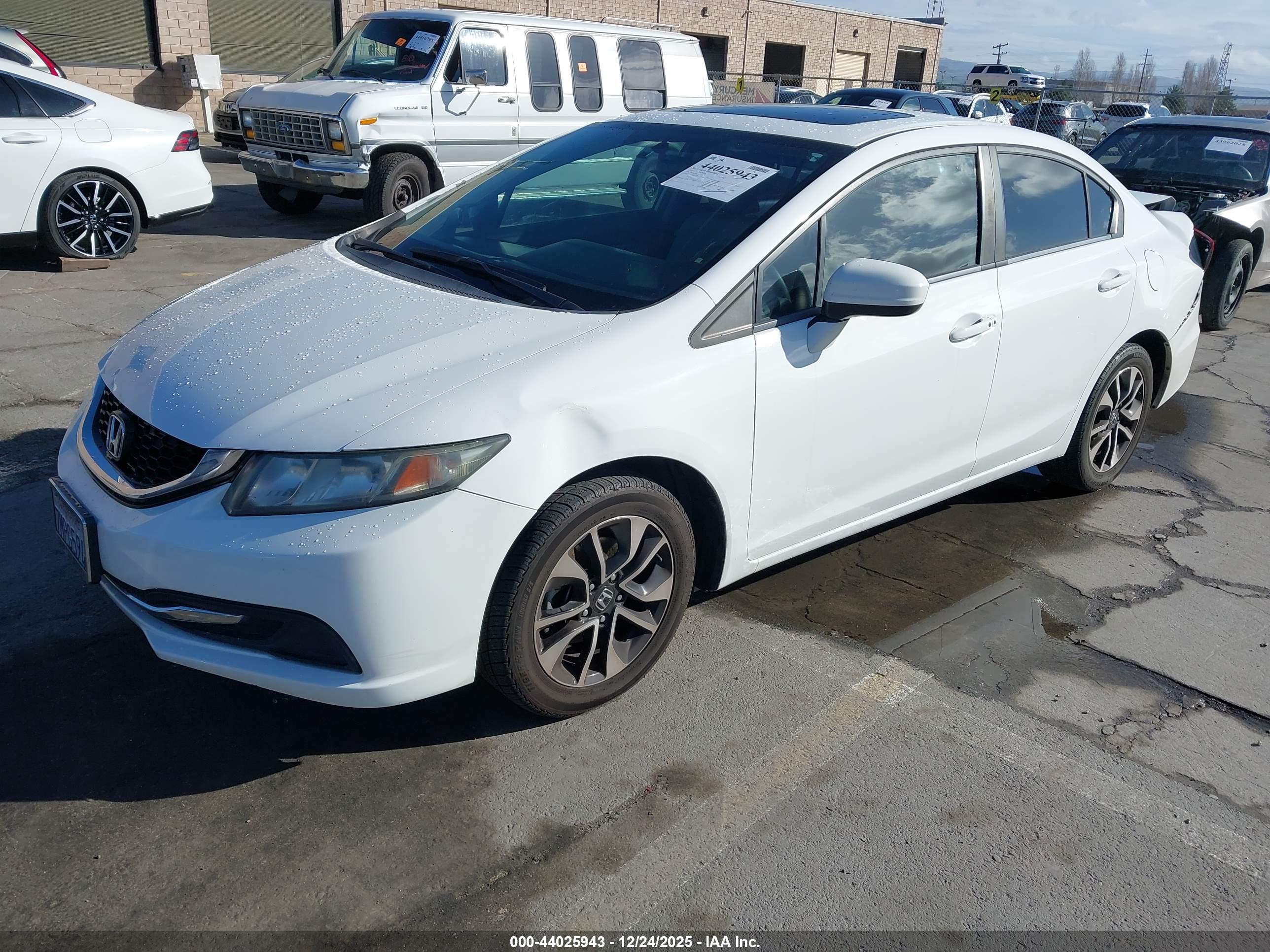 HONDA CIVIC image 2
