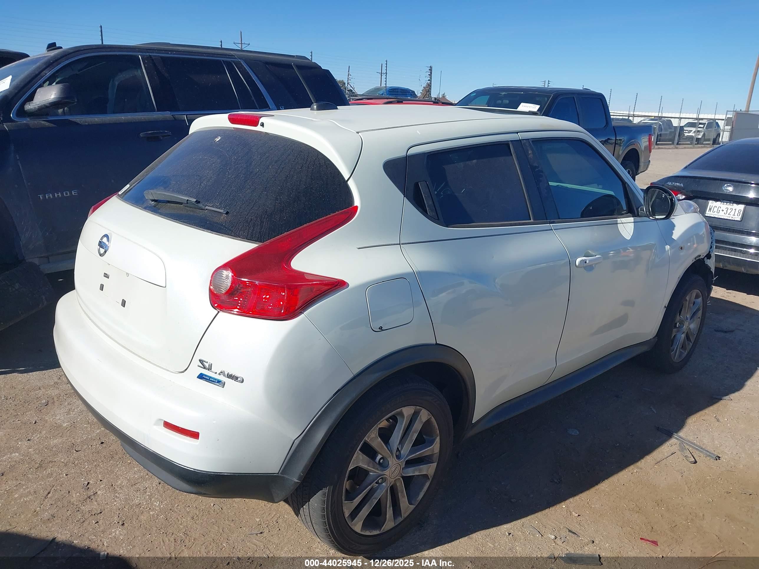 NISSAN JUKE image 4