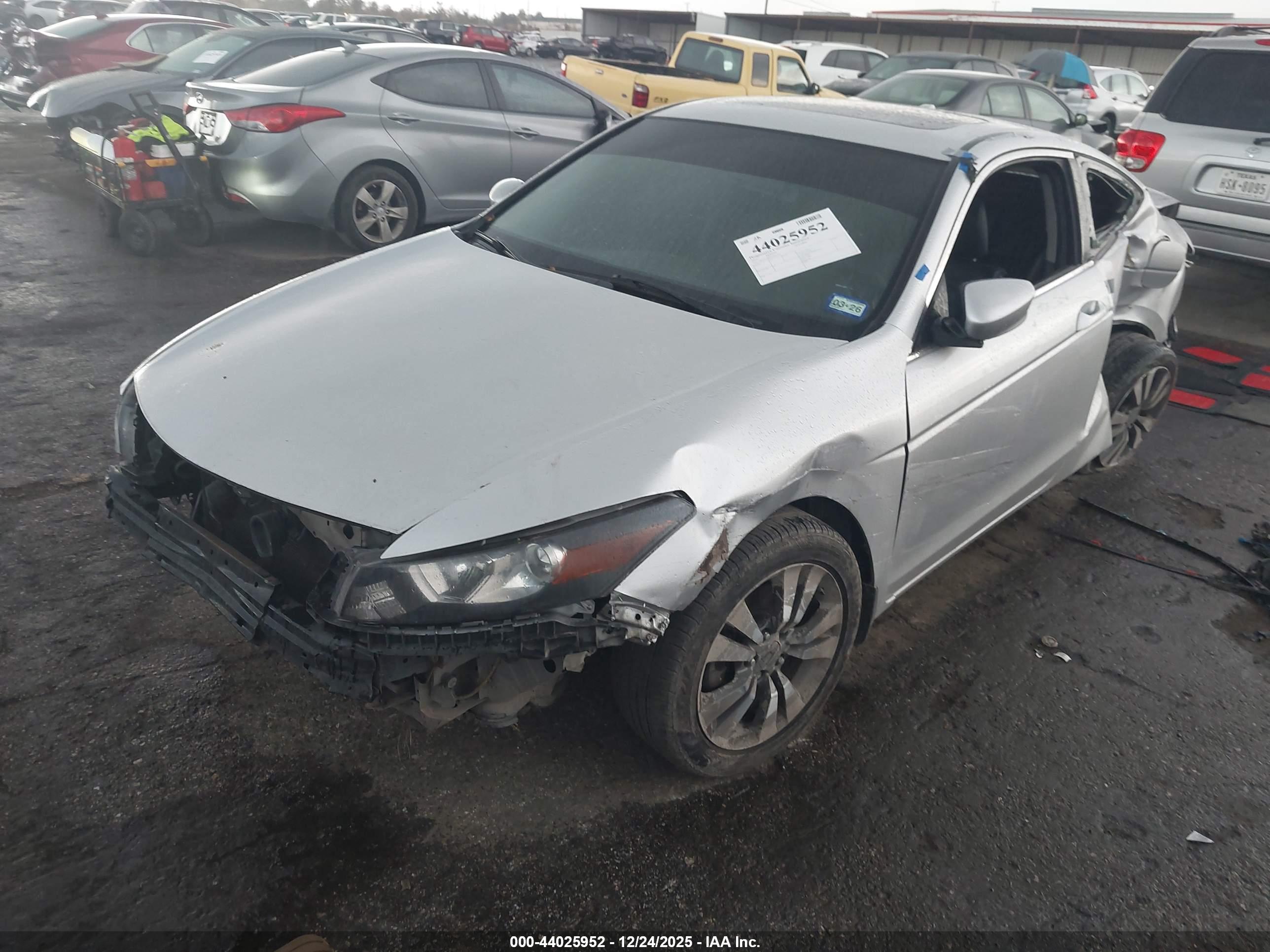 HONDA ACCORD image 2