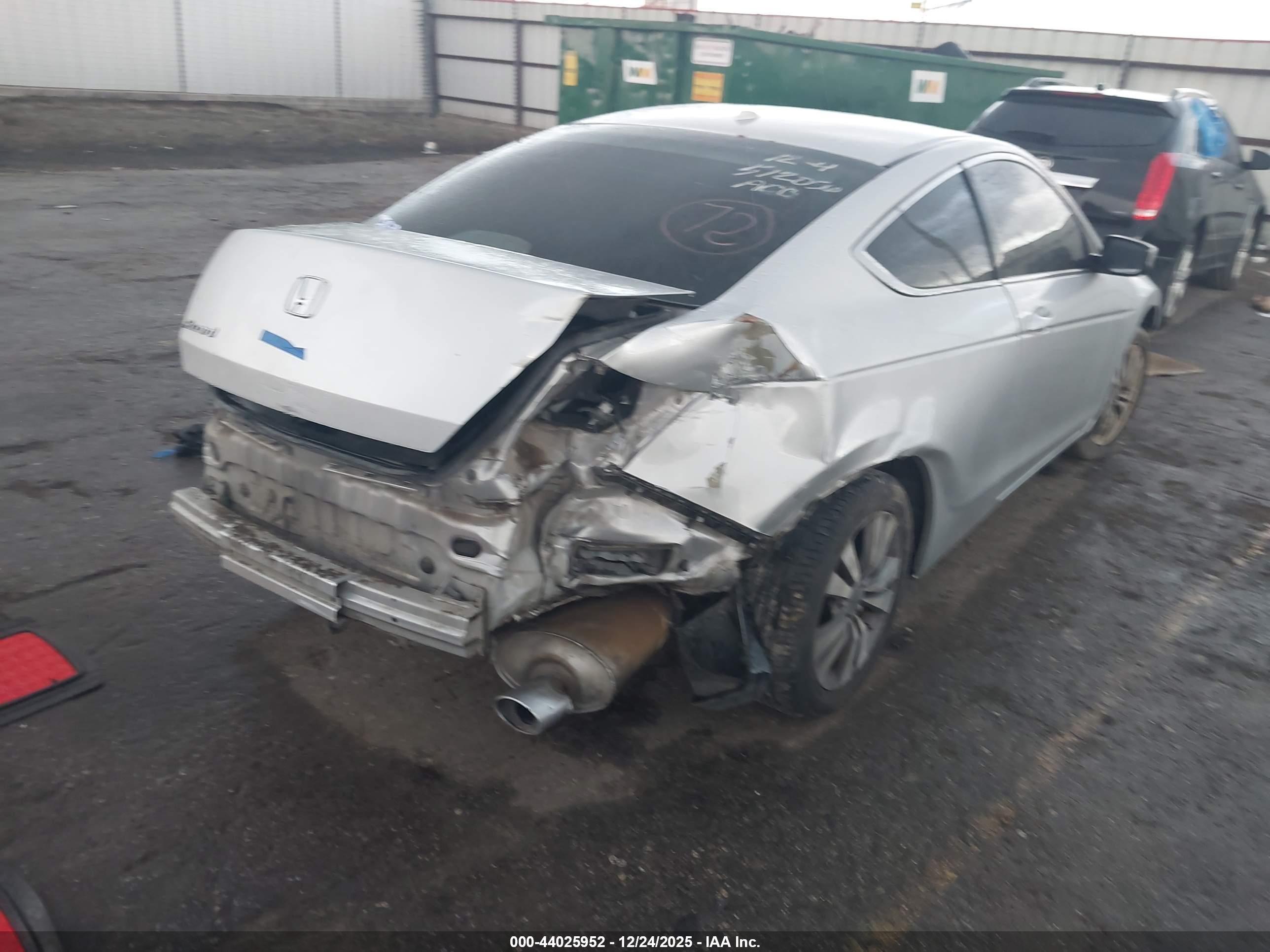 HONDA ACCORD image 4